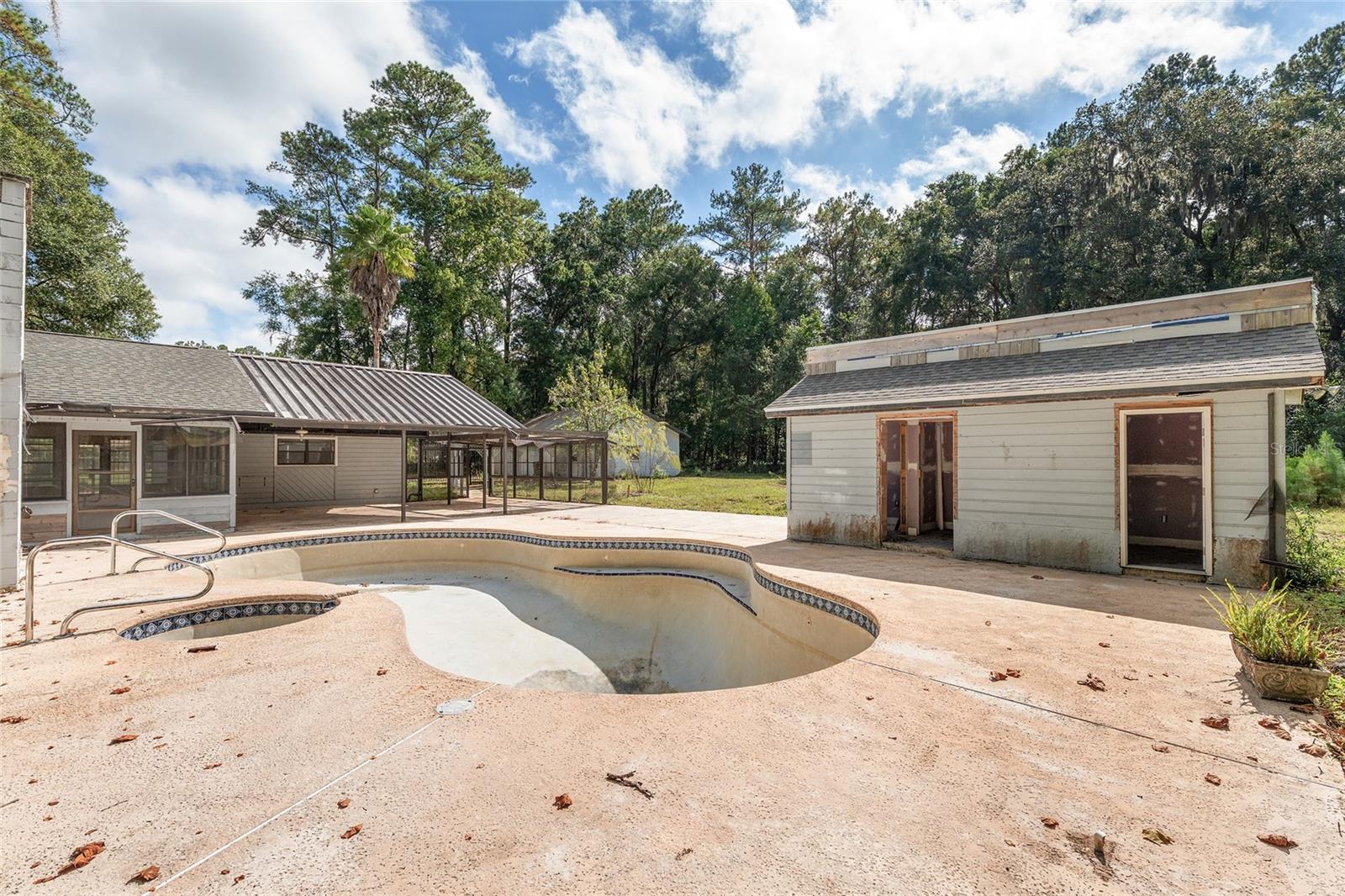 Image 35 of 48 For 11205 Newberry Road