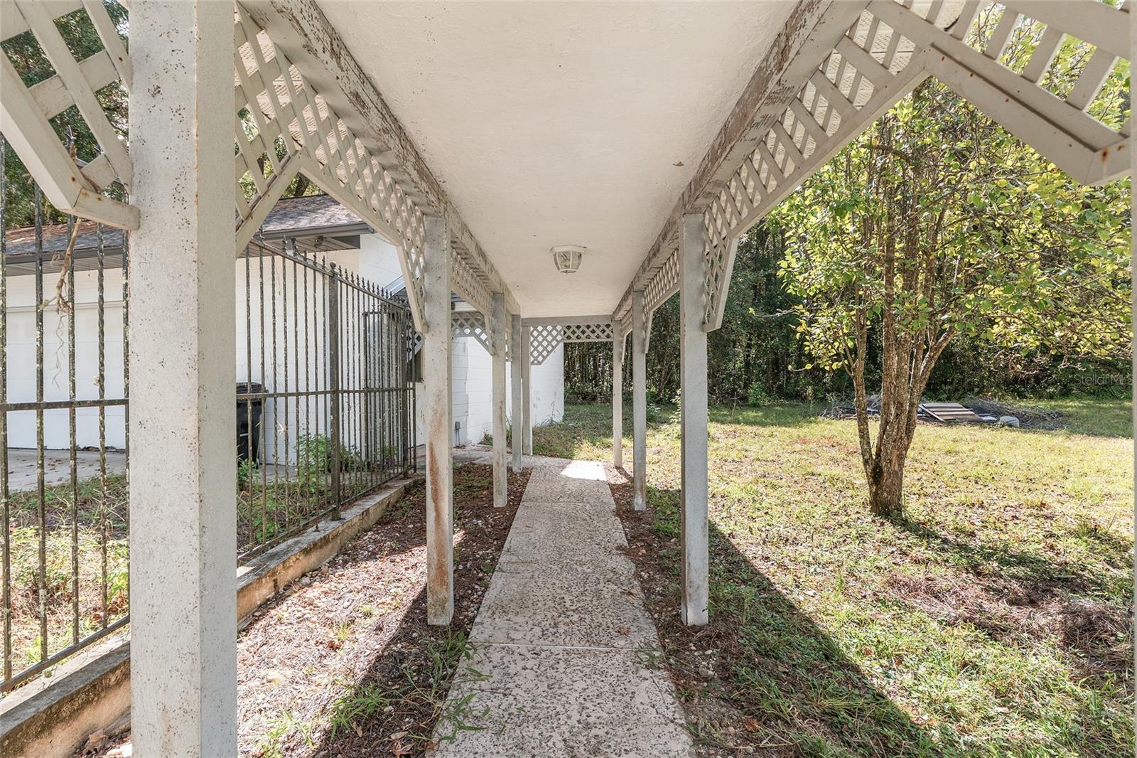 Image 37 of 48 For 11205 Newberry Road