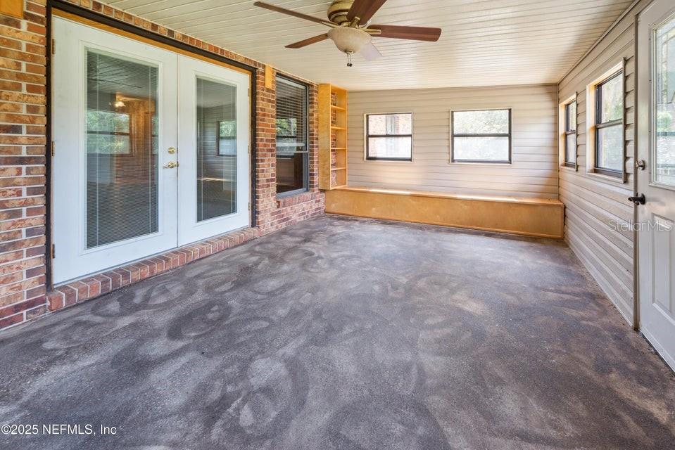 Image 30 of 81 For 3632 198th Street
