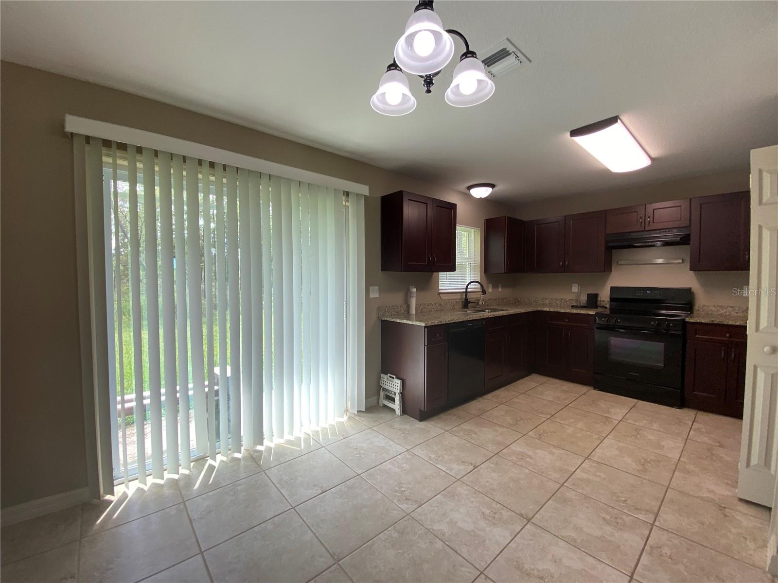 Image 6 of 18 For 13760 Sw 81st Circle