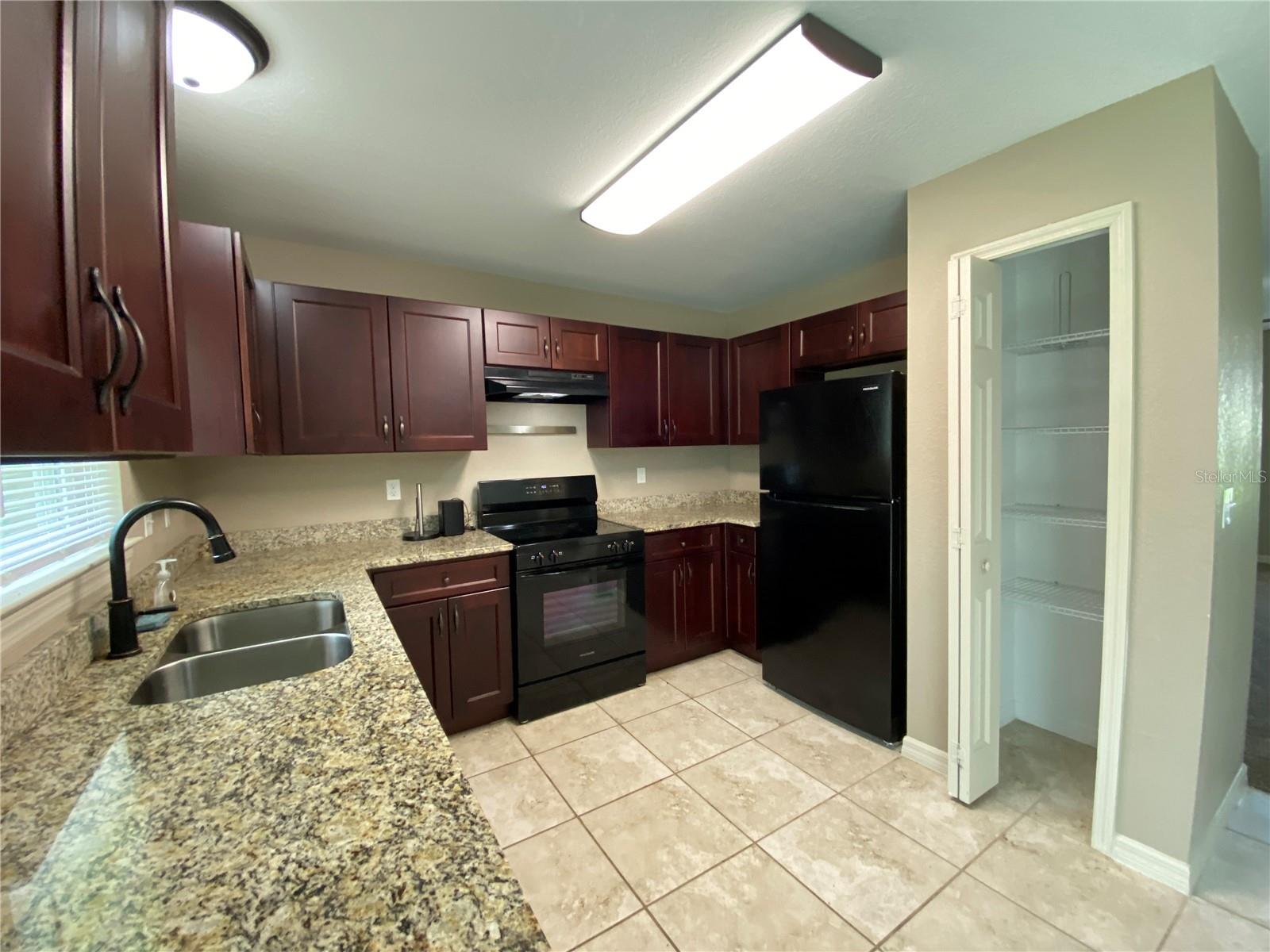 Image 7 of 18 For 13760 Sw 81st Circle