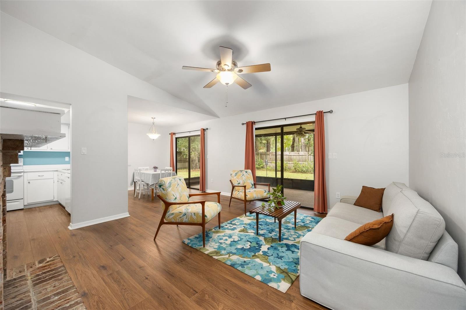 Image 4 of 19 For 1854 42nd Avenue