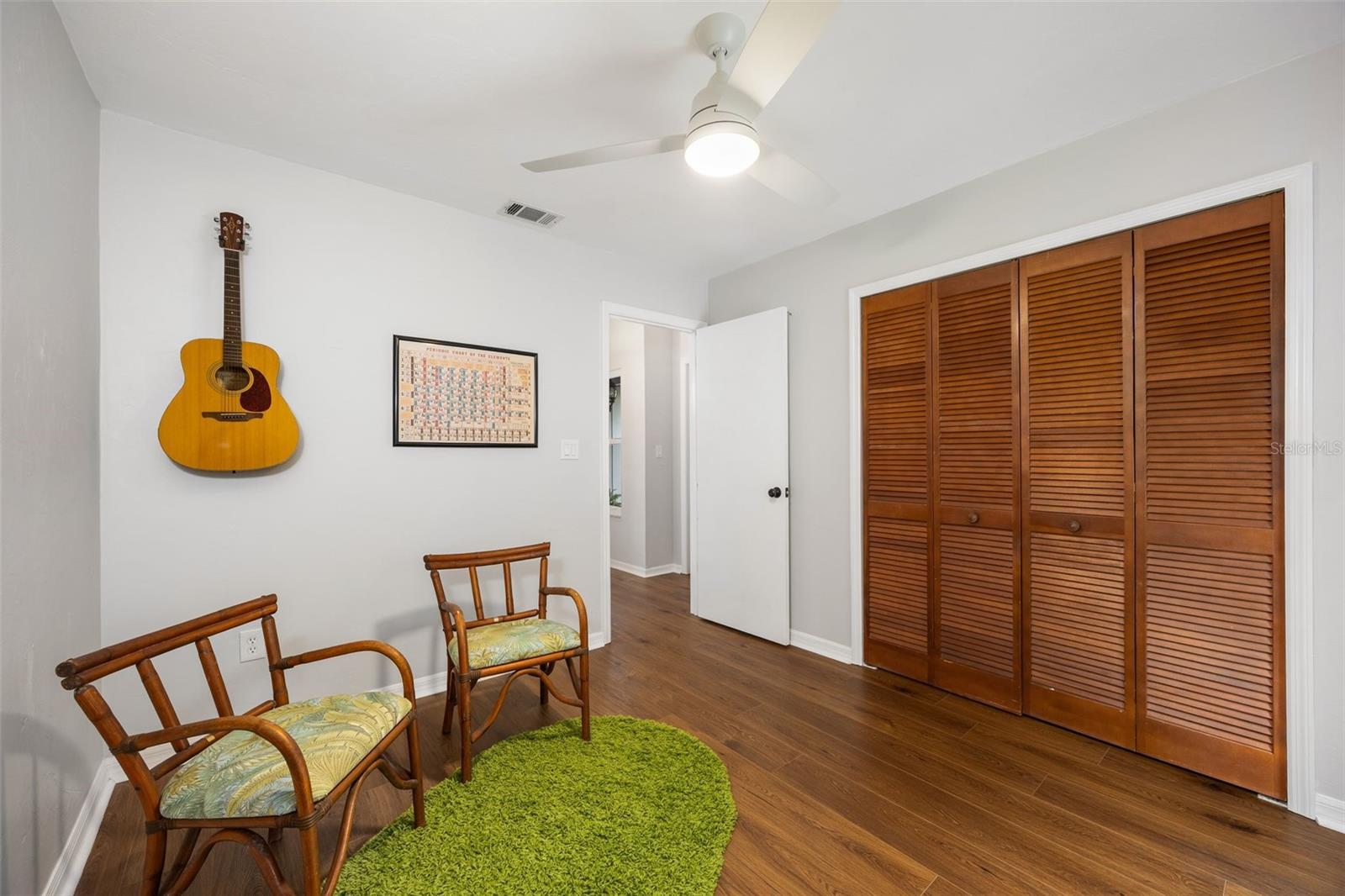 Image 7 of 19 For 1854 42nd Avenue