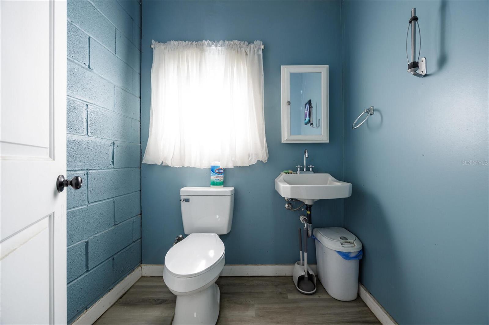 Image 36 of 55 For 7505 161st Terrace