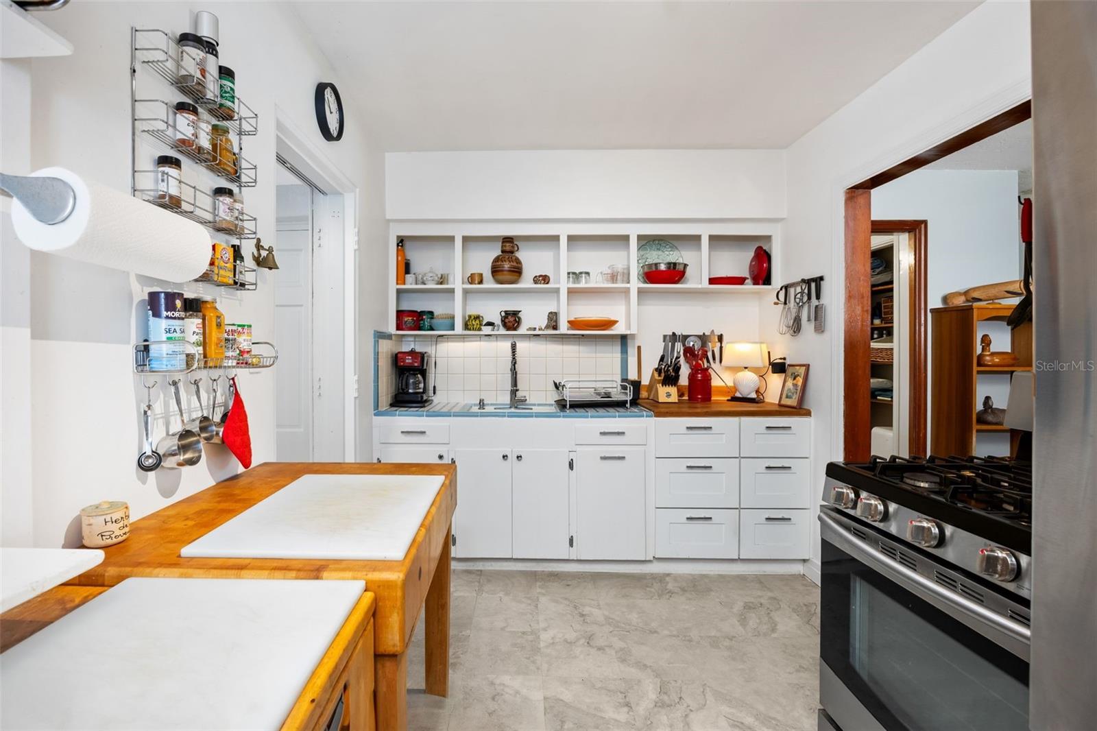 Image 8 of 20 For 847 7th Place