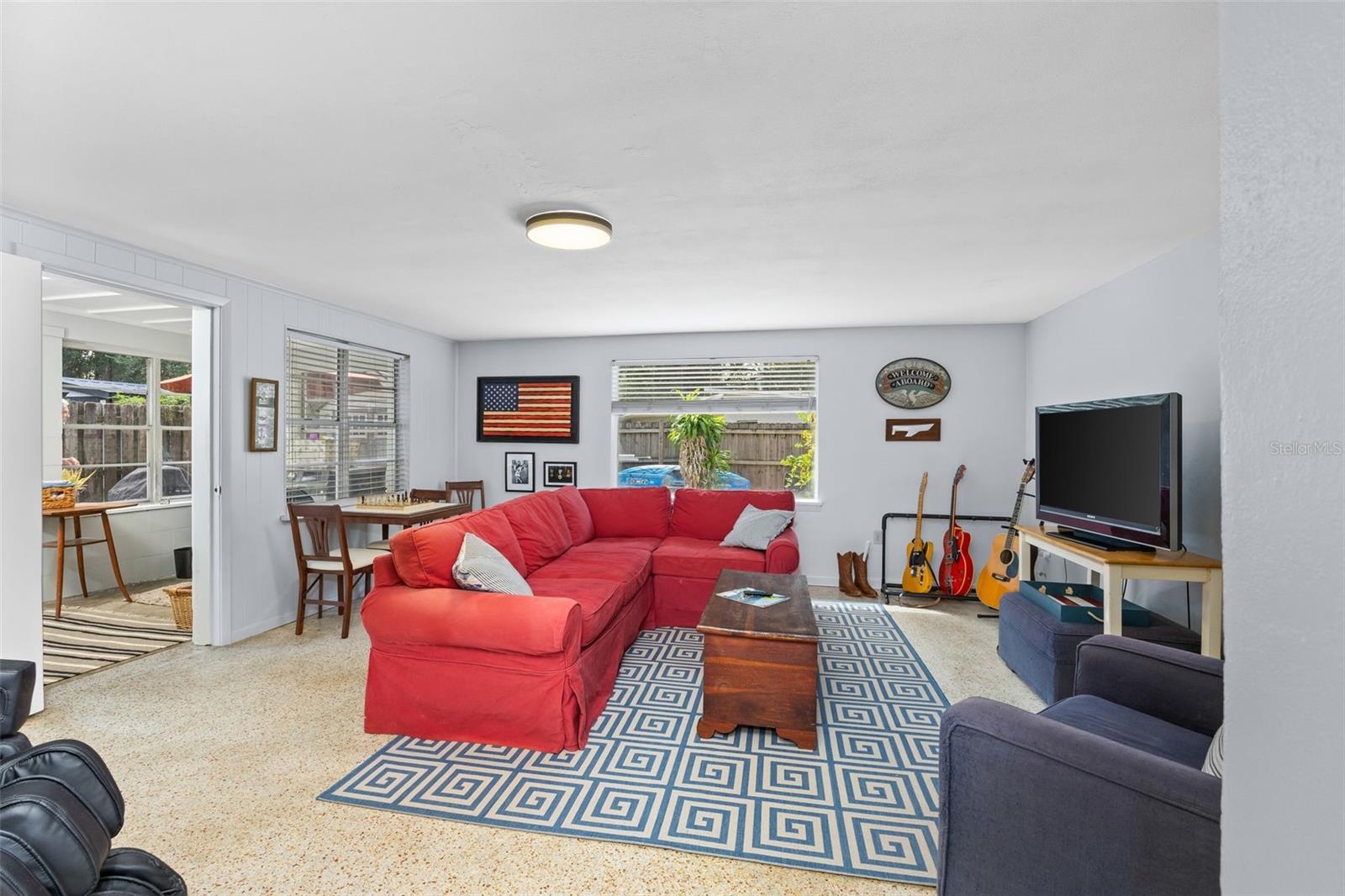Image 9 of 20 For 847 7th Place