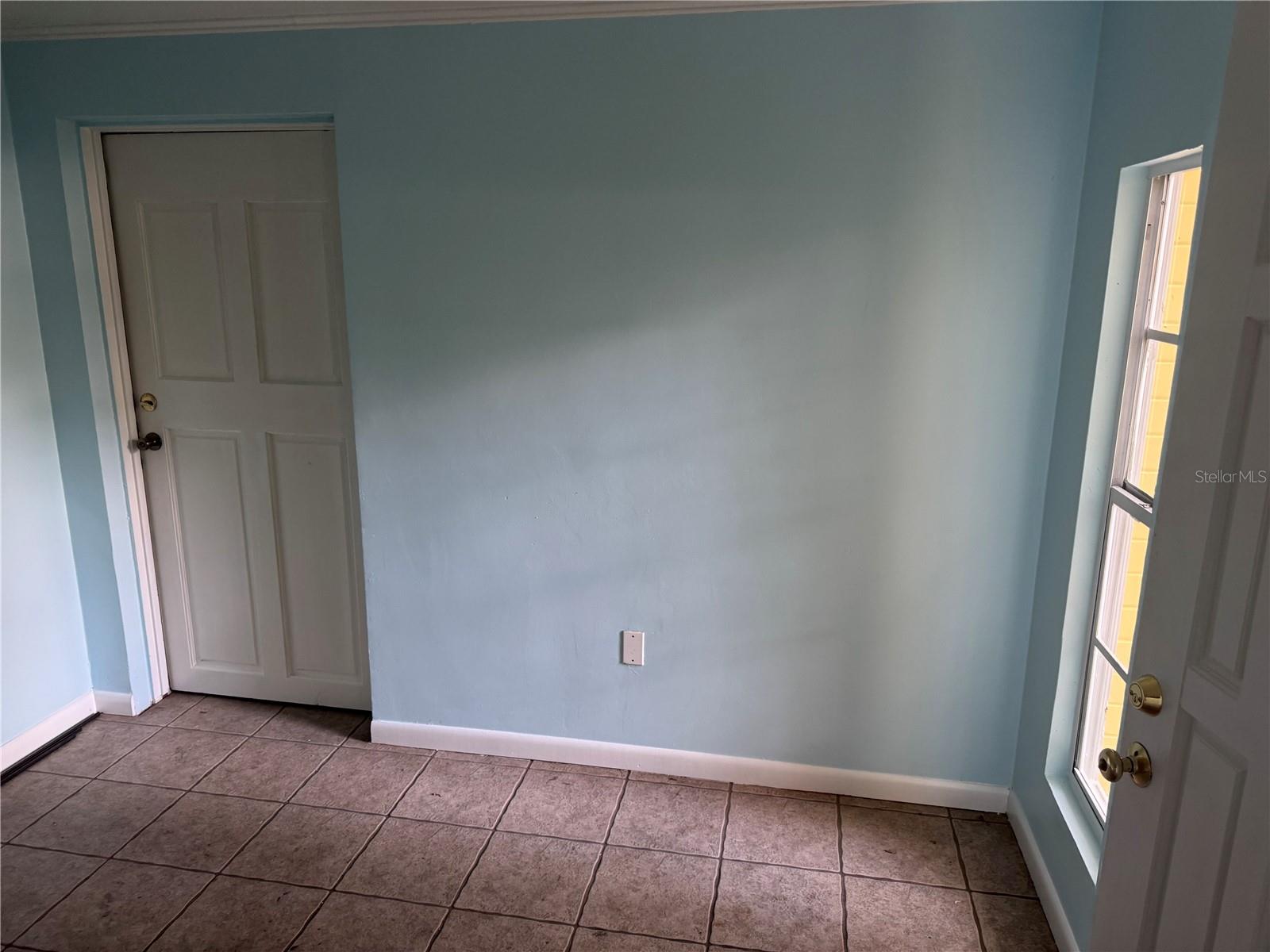 Image 8 of 9 For 1832 6th Terrace