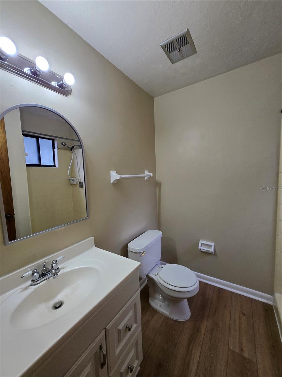 Image 24 of 35 For 4402 30th Terrace