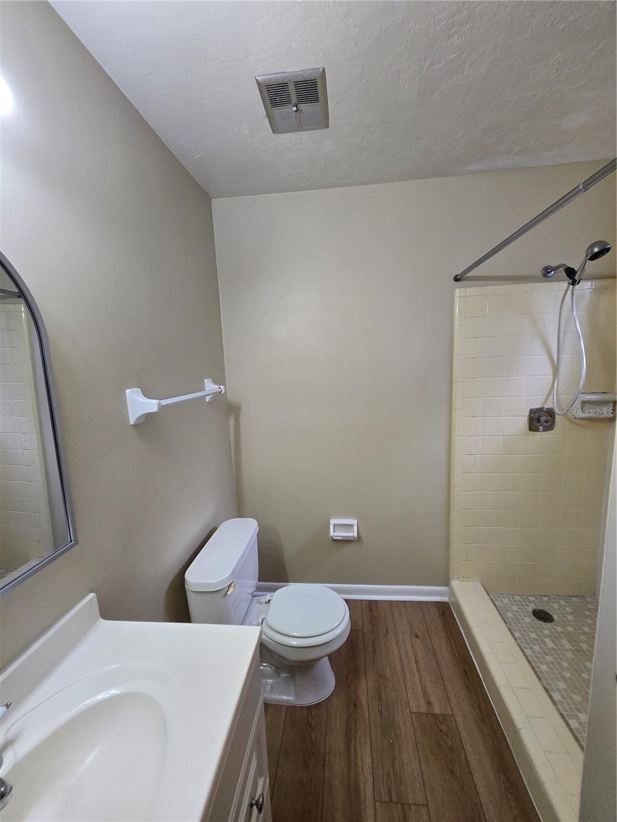 Image 25 of 35 For 4402 30th Terrace