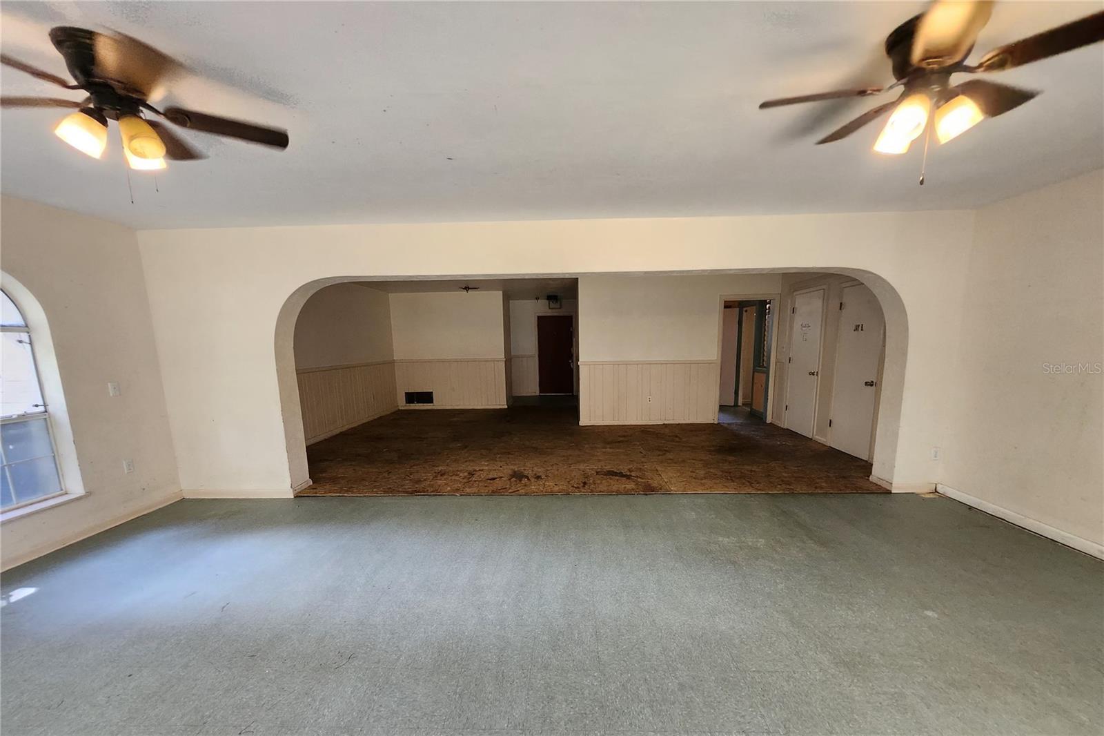 Image 17 of 44 For 15319 140th Street