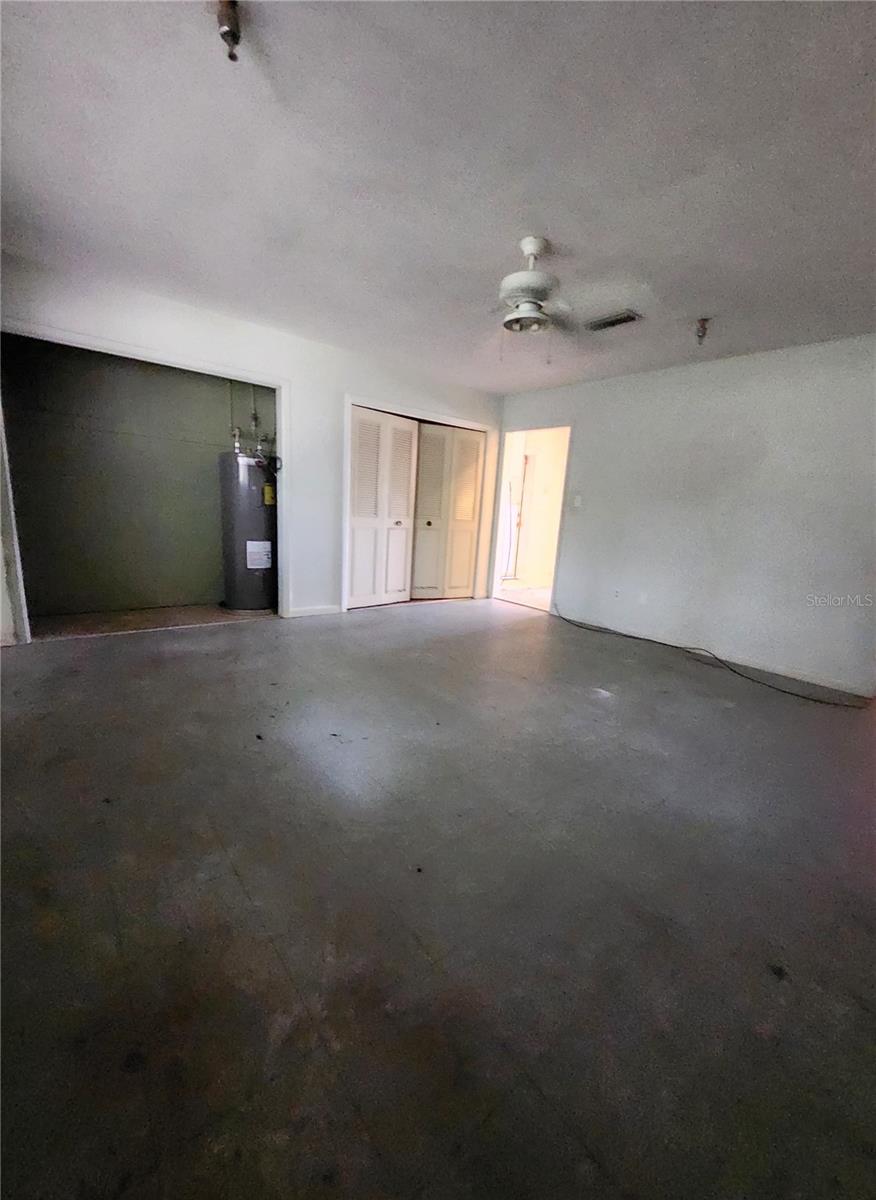 Image 30 of 44 For 15319 140th Street