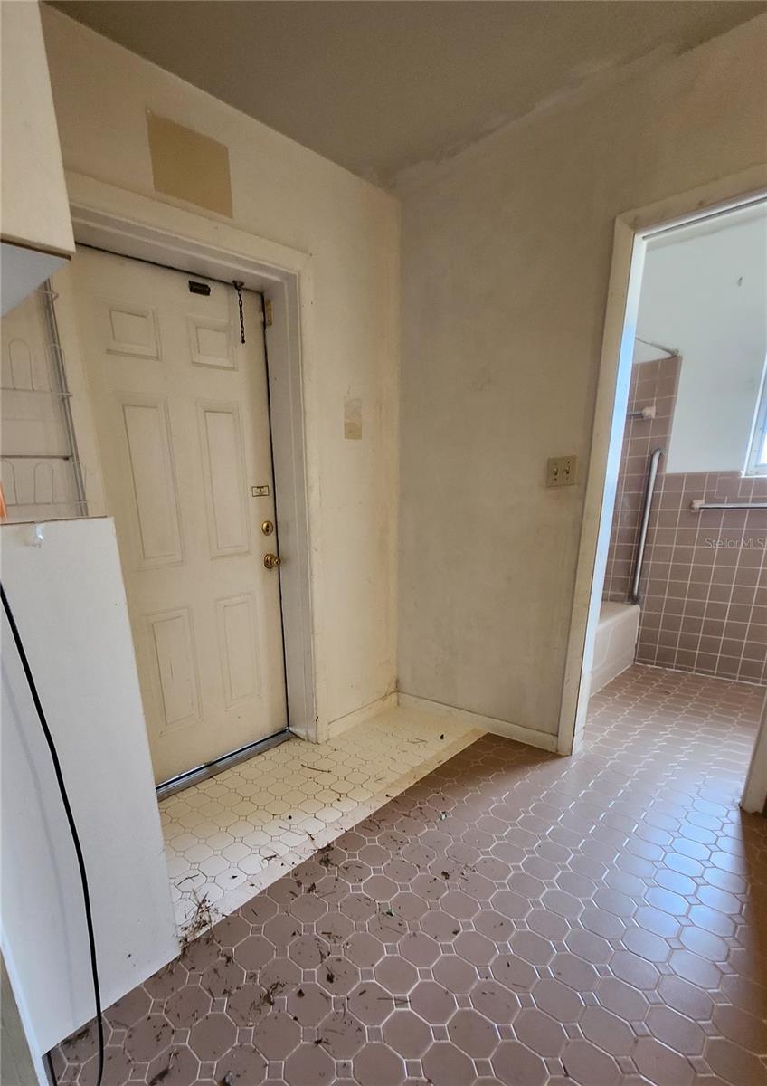 Image 31 of 44 For 15319 140th Street