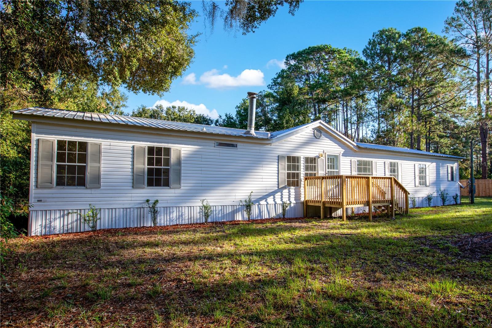 Image 4 of 35 For 7212 89th Terrace