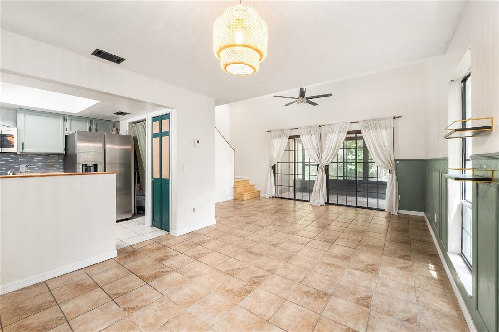 Image 11 of 22 For 900 62nd Boulevard 1