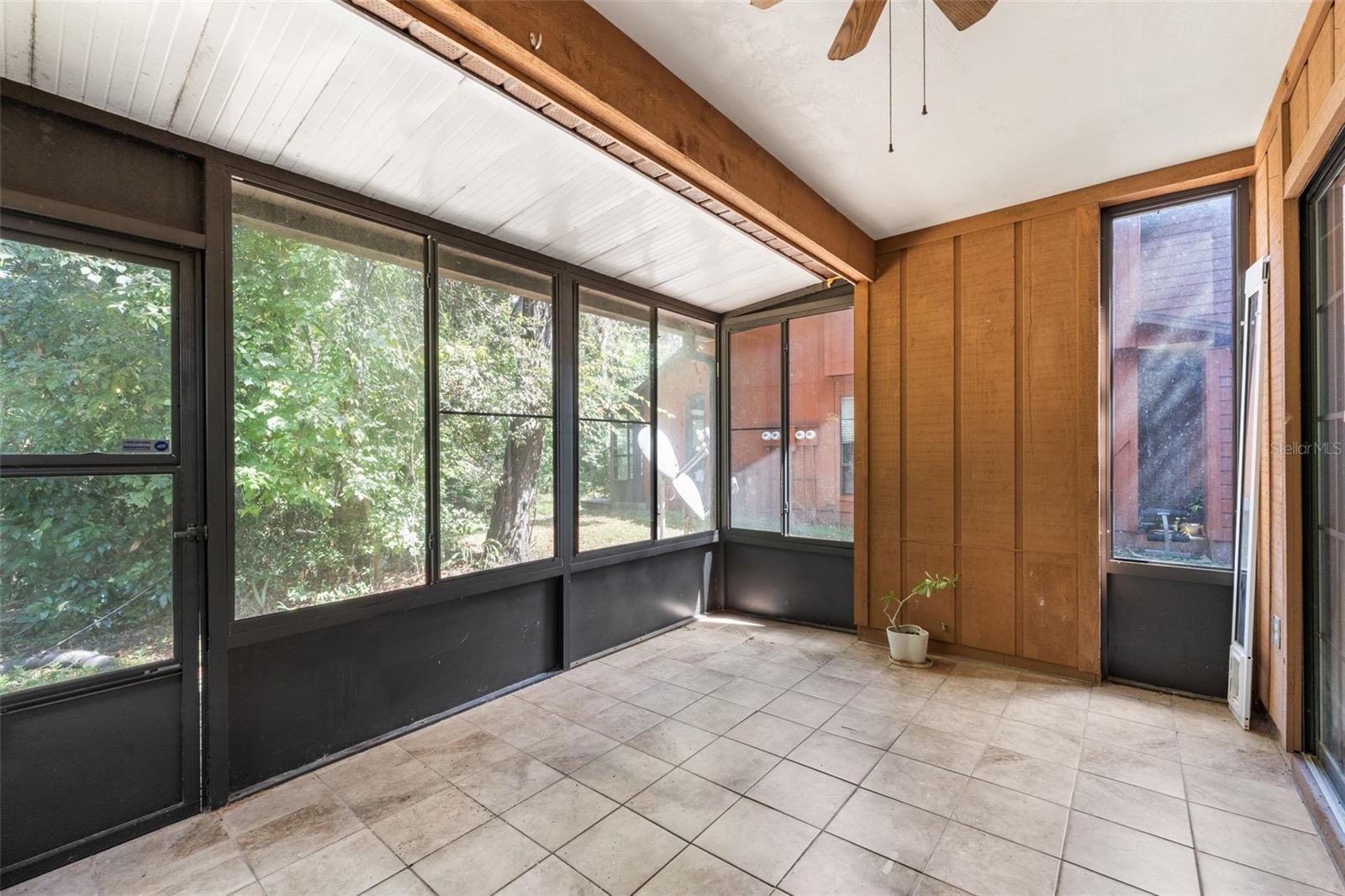 Image 19 of 22 For 900 62nd Boulevard 1