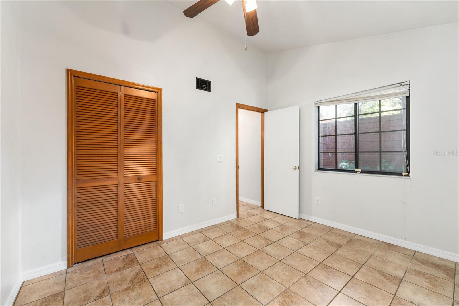 Image 8 of 22 For 900 62nd Boulevard 1