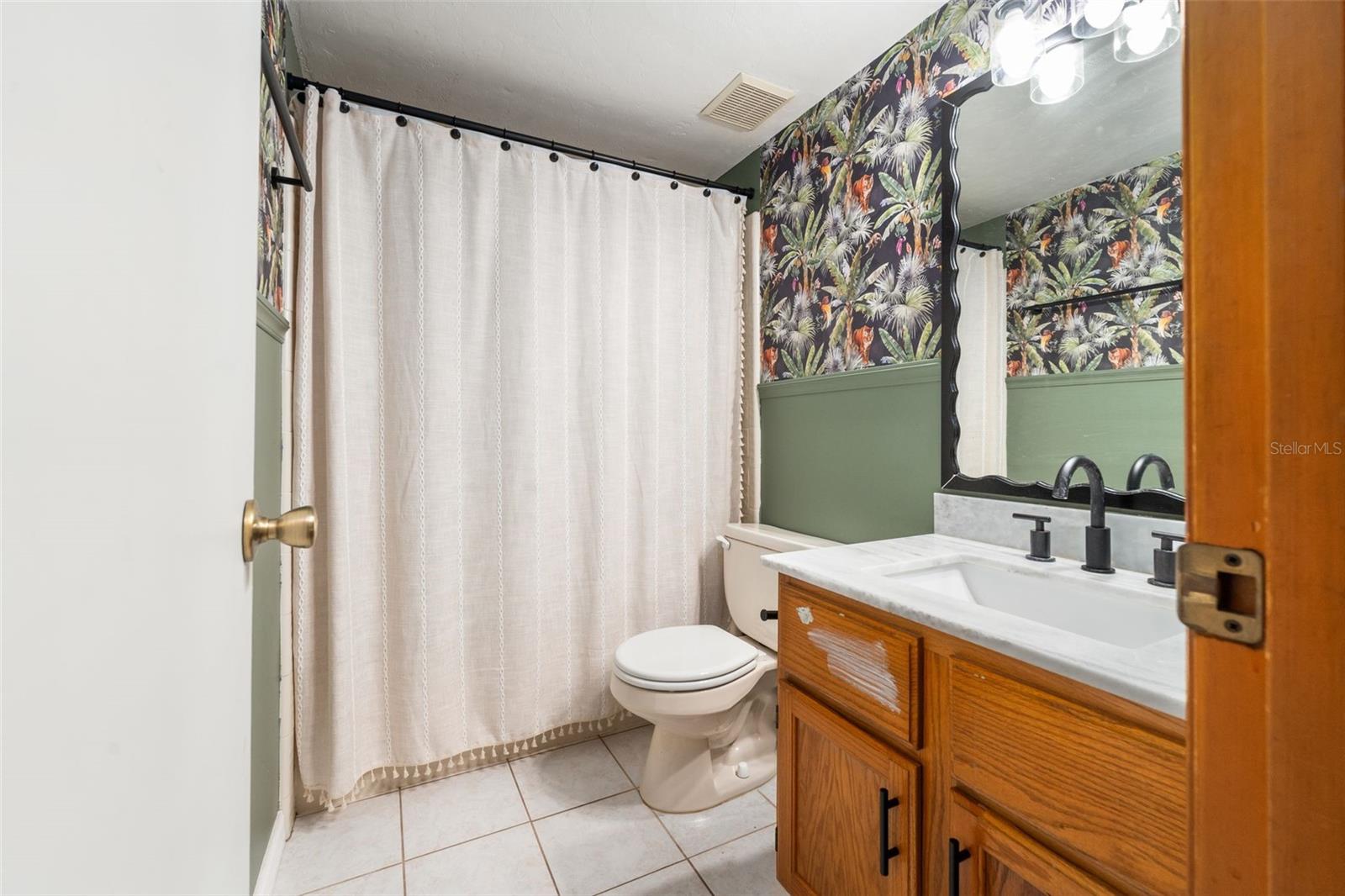 Image 9 of 22 For 900 62nd Boulevard 1