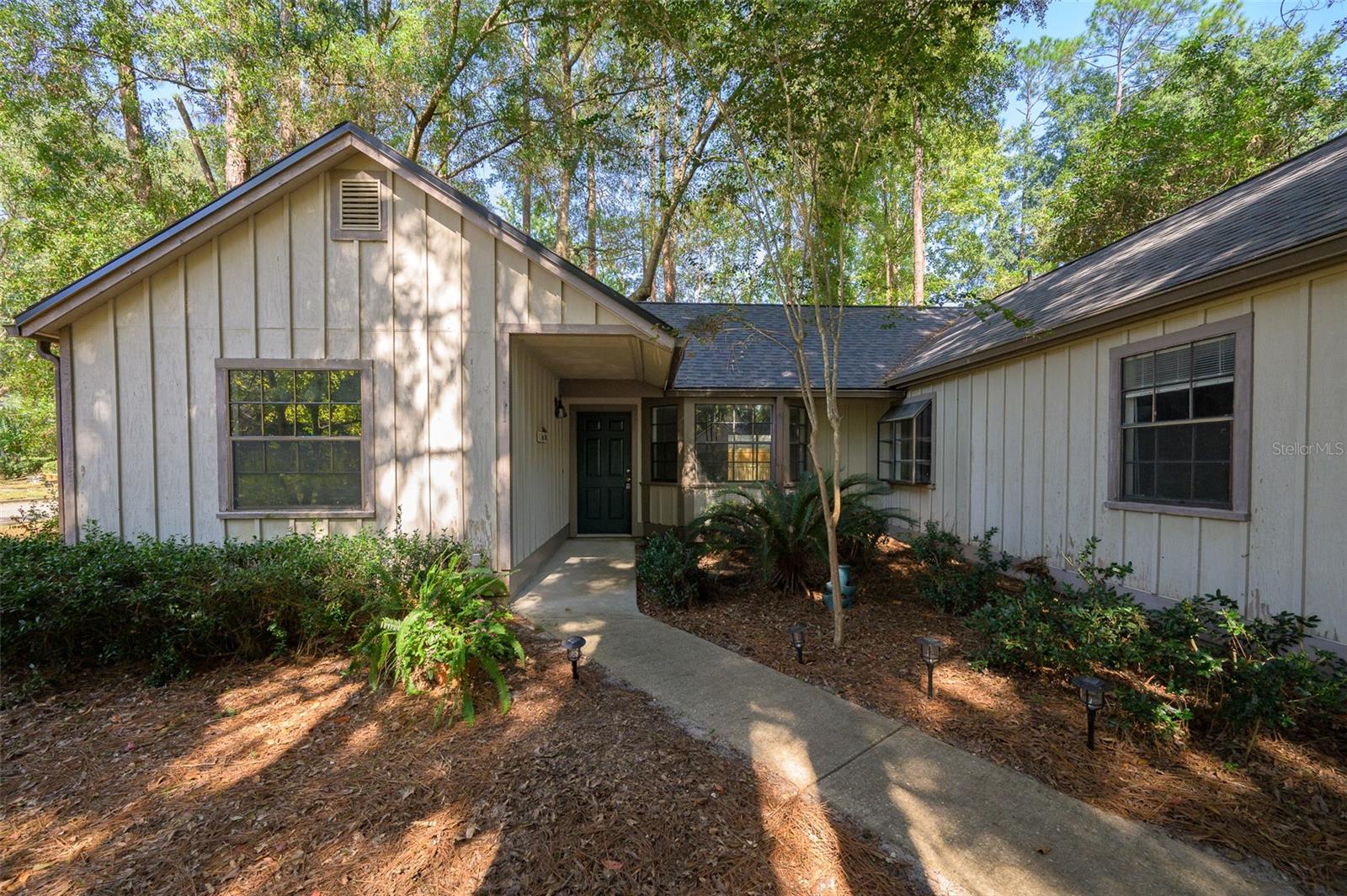 Image 2 of 24 For 7960 47th Court