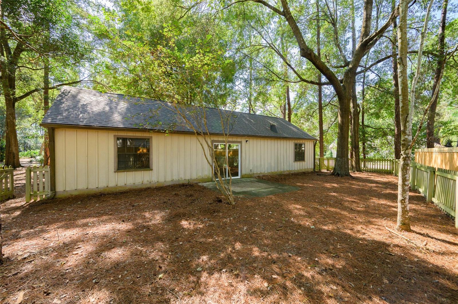 Image 21 of 24 For 7960 47th Court