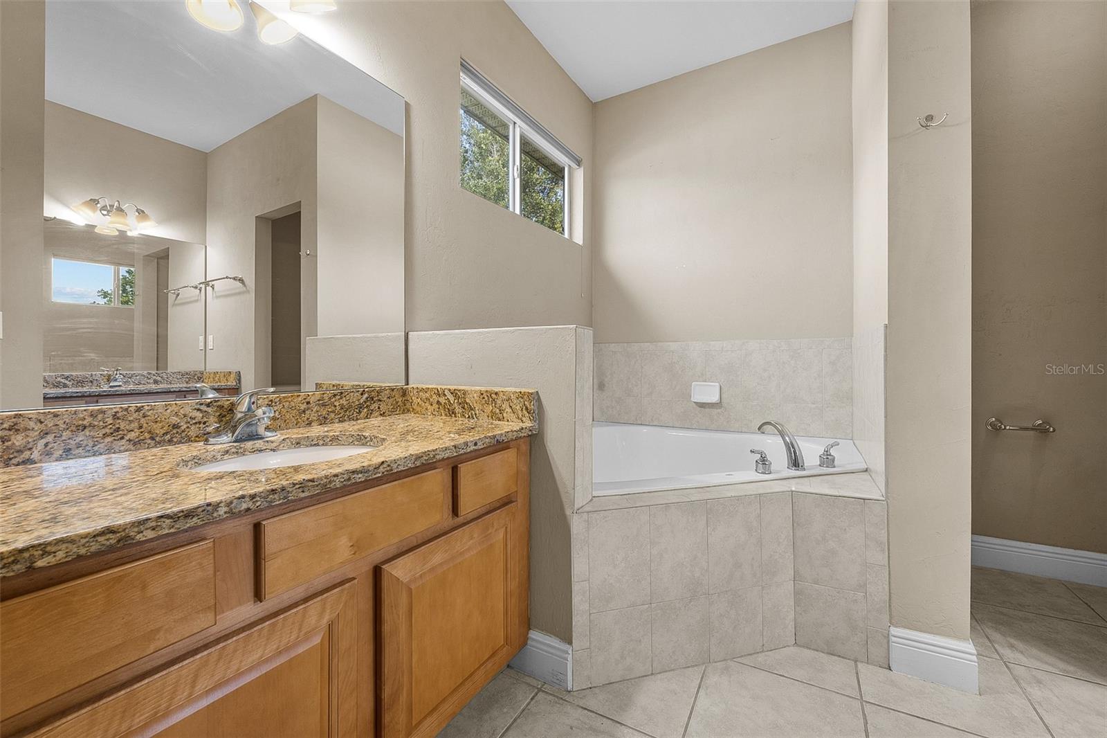 Image 13 of 27 For 7416 87th Terrace