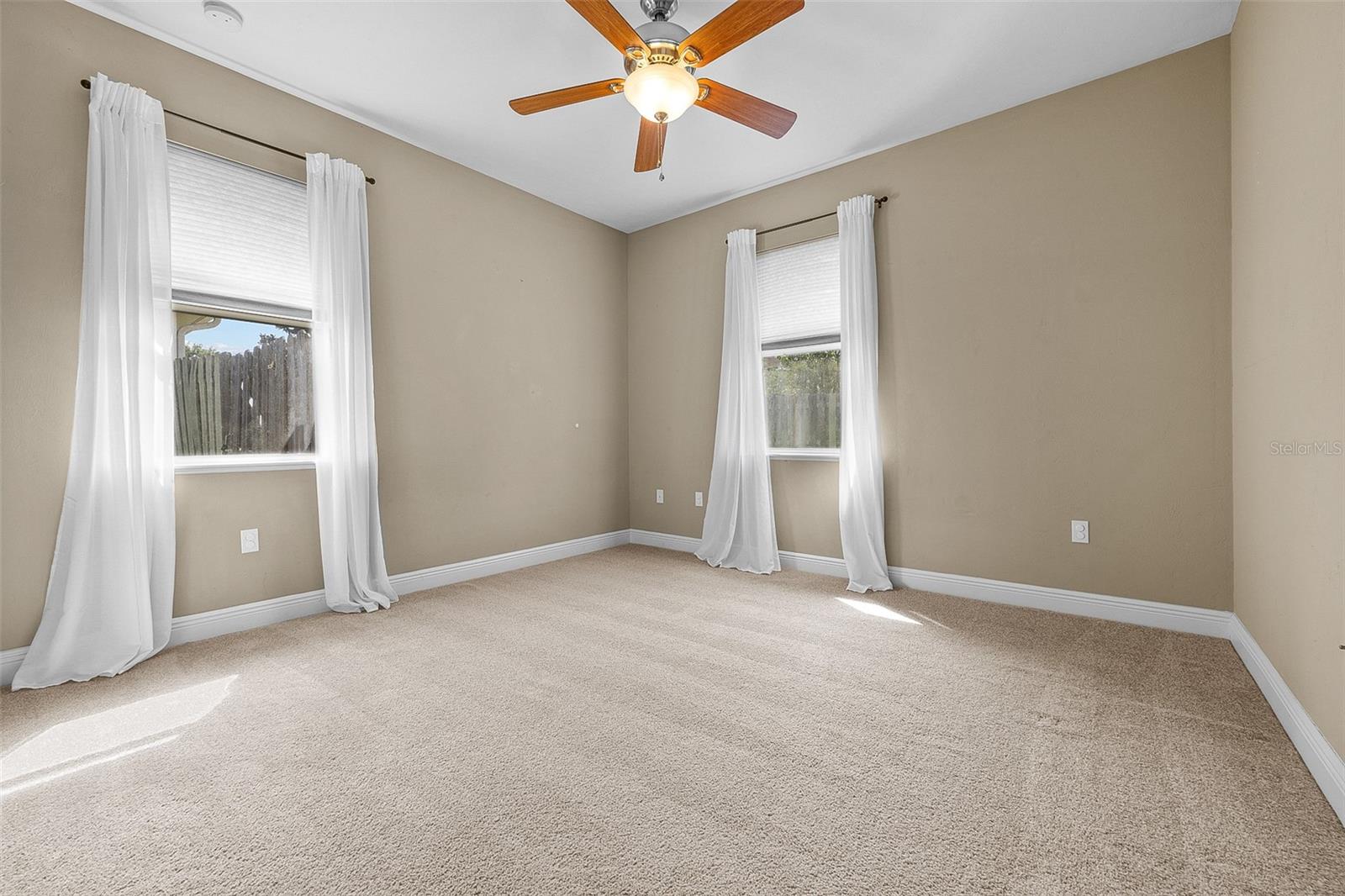 Image 16 of 27 For 7416 87th Terrace