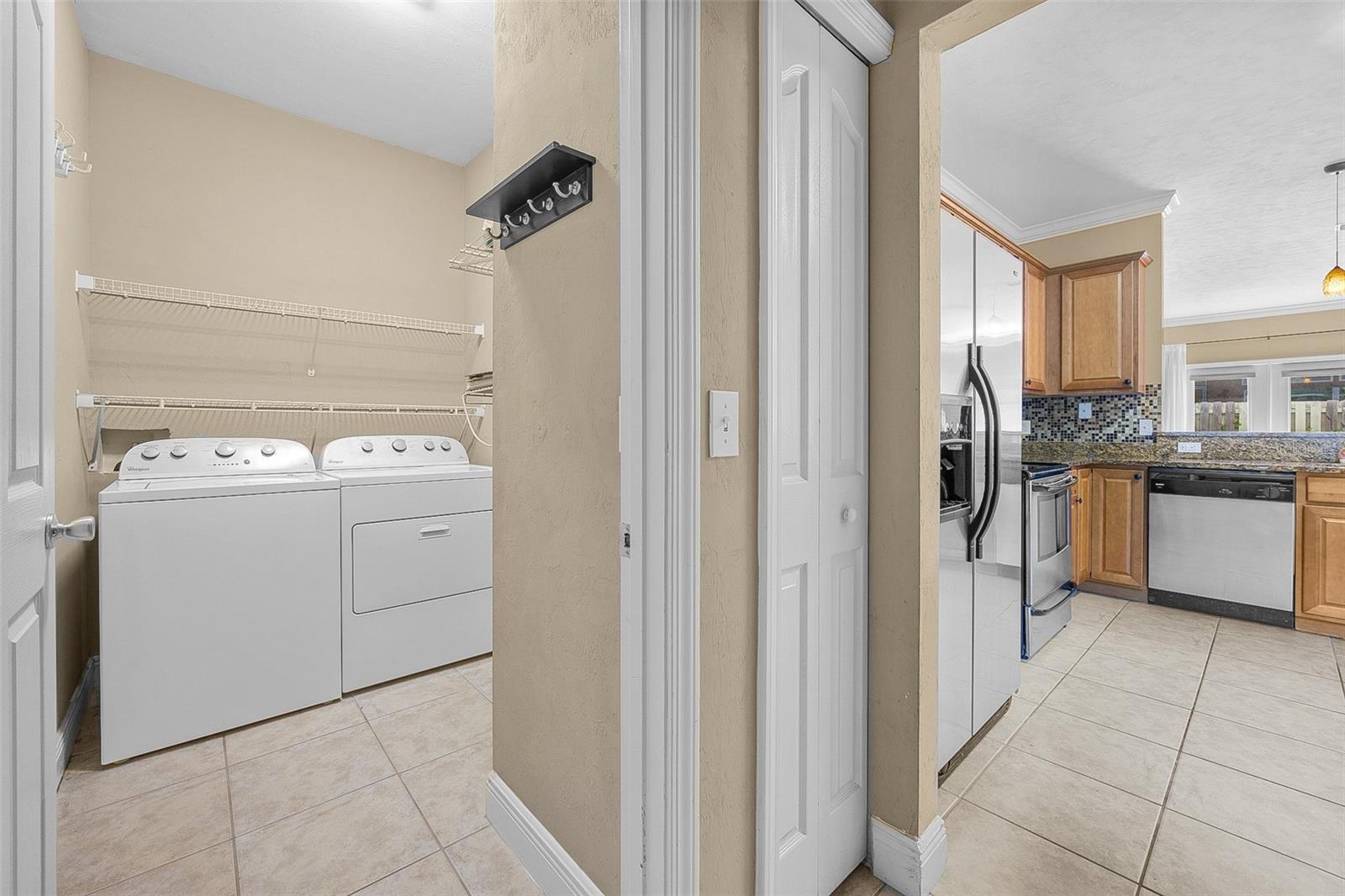 Image 21 of 27 For 7416 87th Terrace