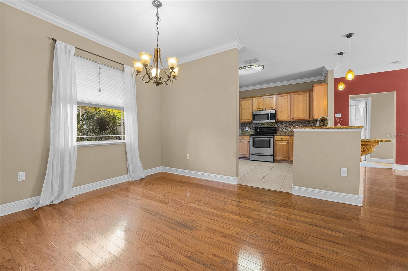 Image 3 of 27 For 7416 87th Terrace