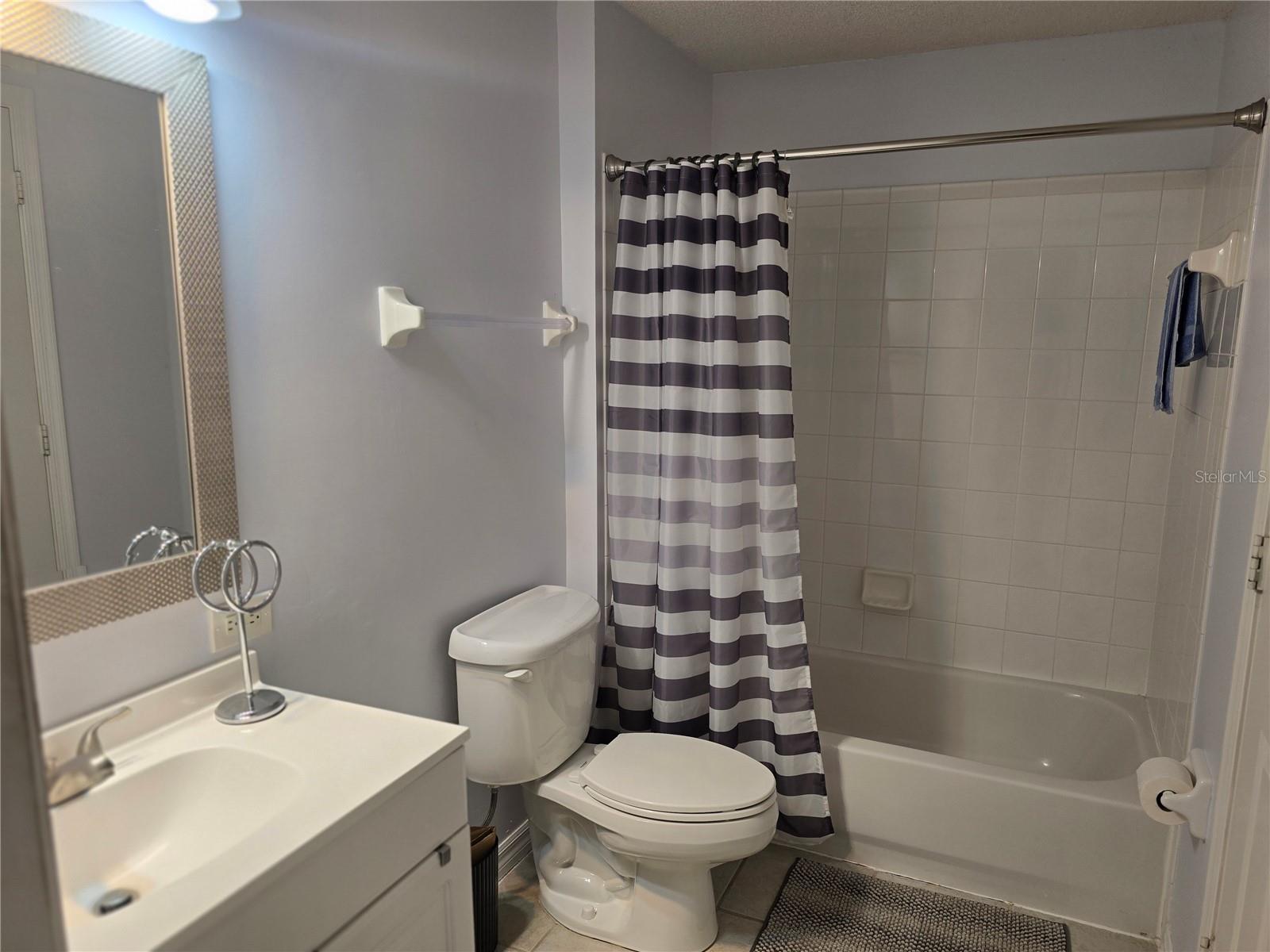 Image 31 of 37 For 10000 52nd Avenue J52