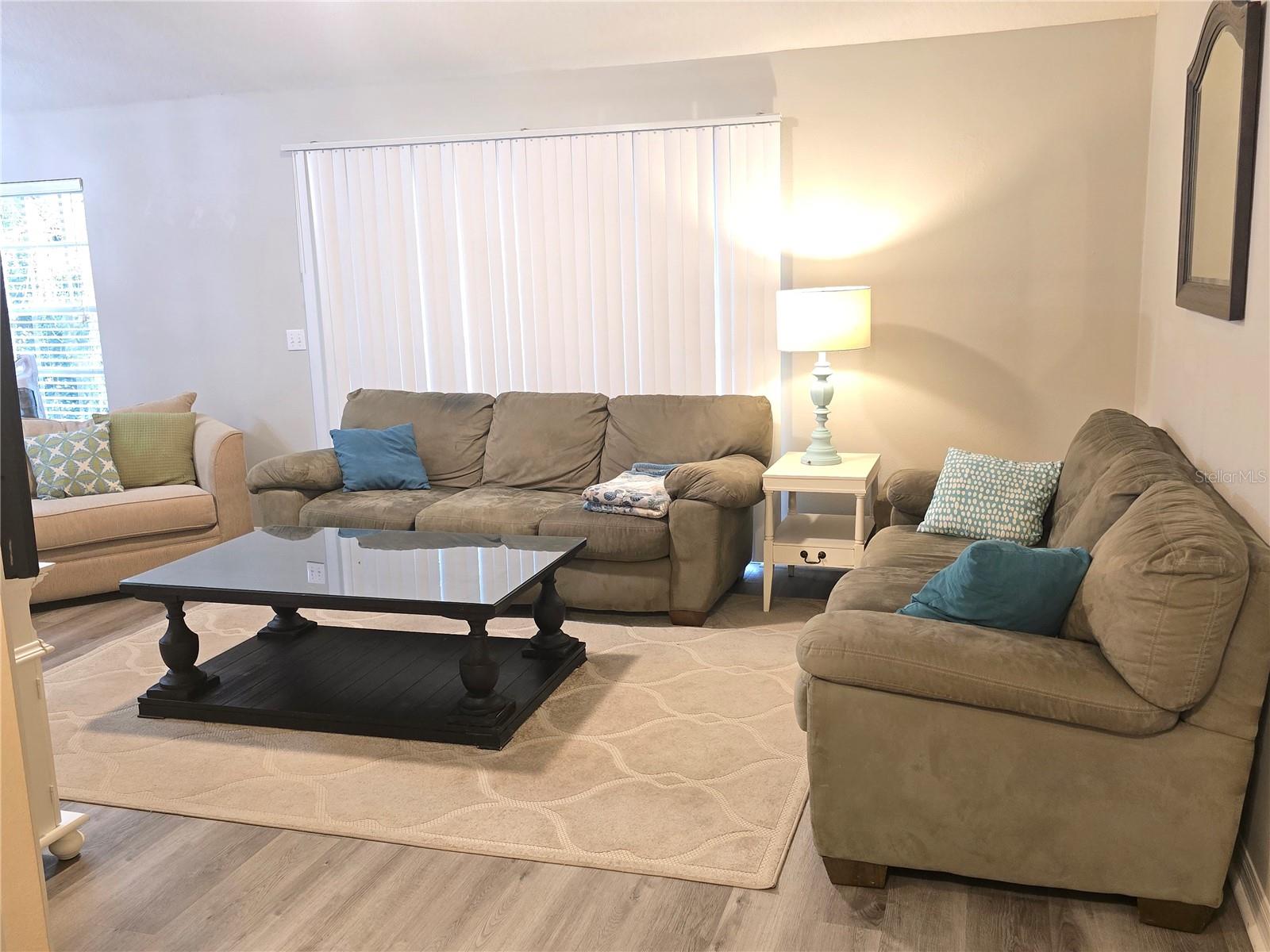 Image 5 of 37 For 10000 52nd Avenue J52