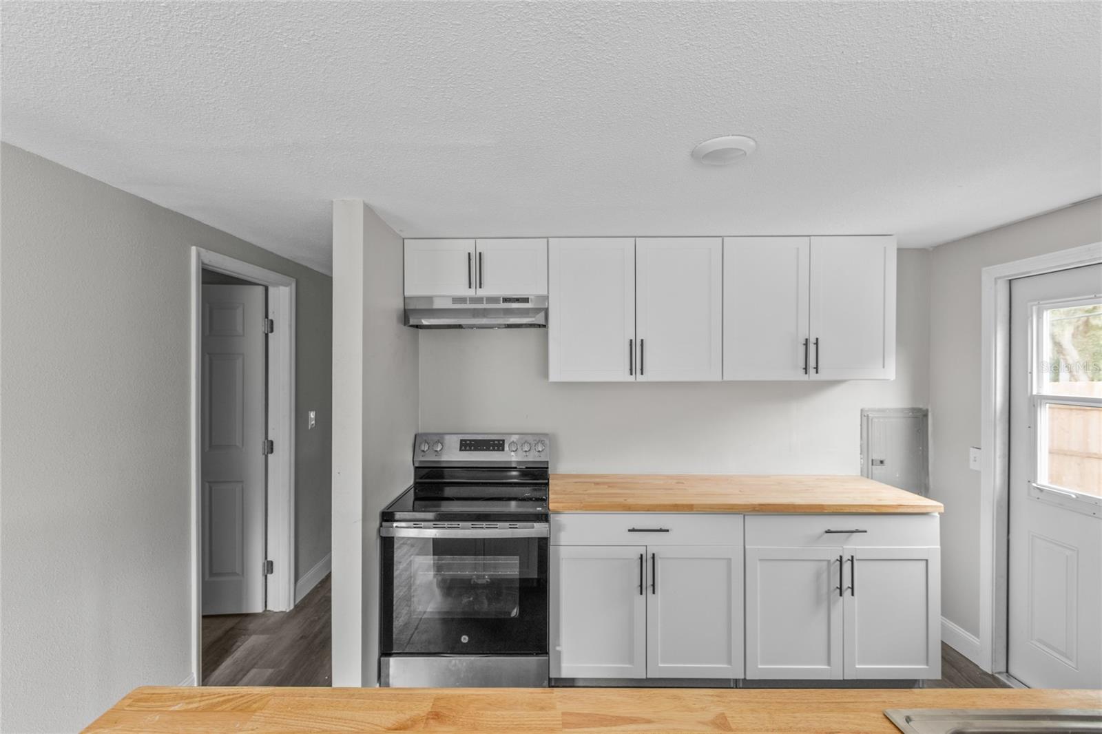 Image 13 of 40 For 6287 Magnolia Street