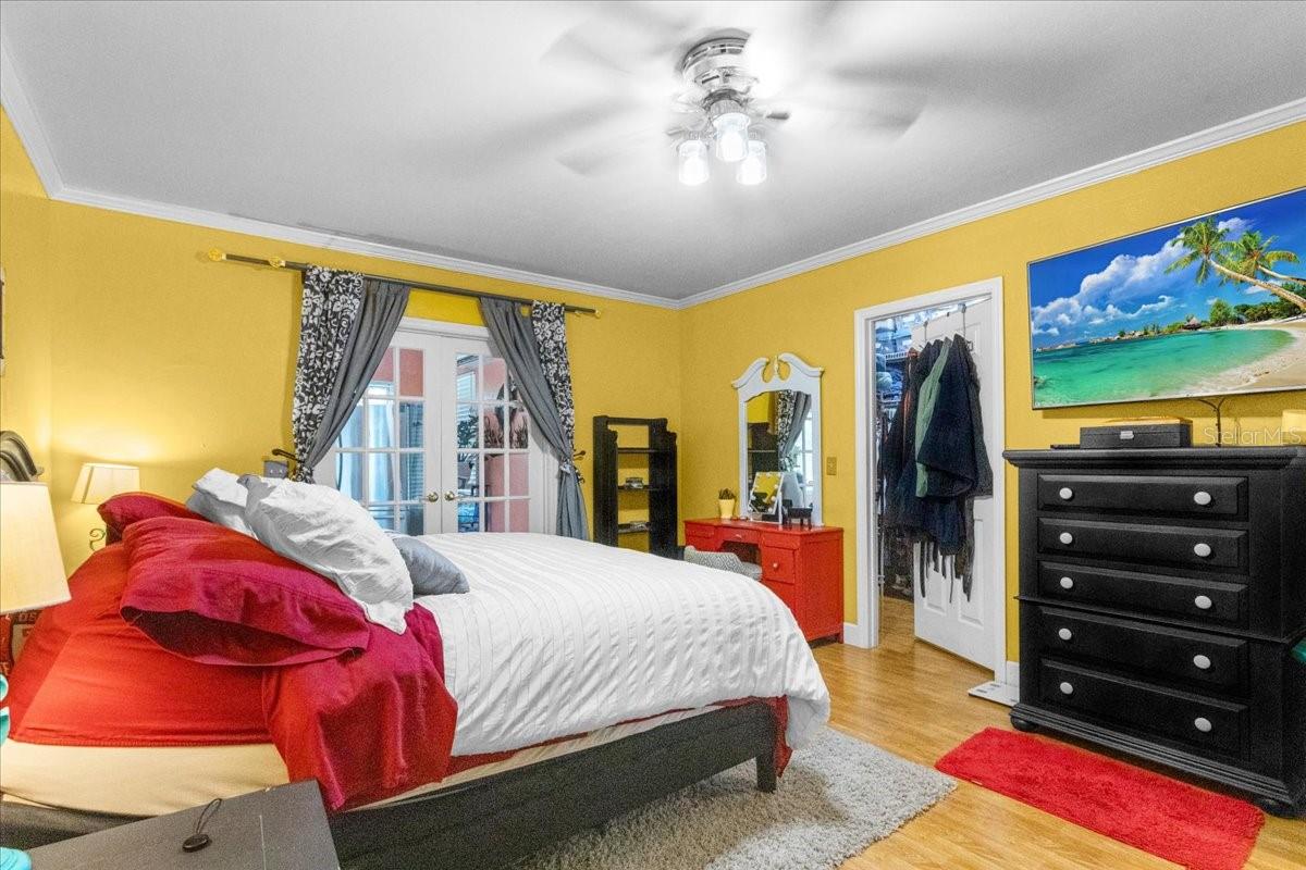 Image 15 of 37 For 7203 121 Avenue