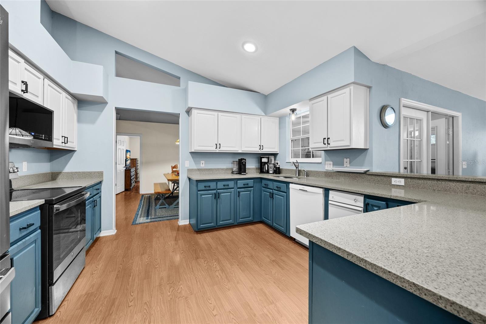Image 15 of 37 For 8844 11th Place