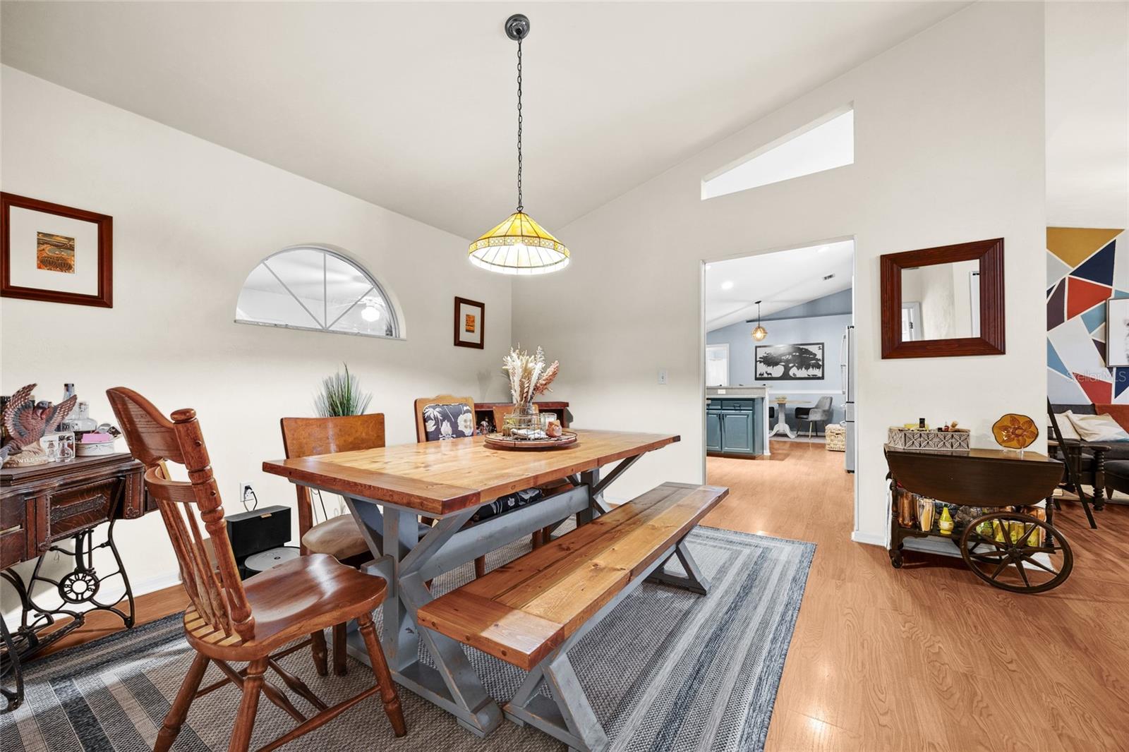 Image 6 of 37 For 8844 11th Place
