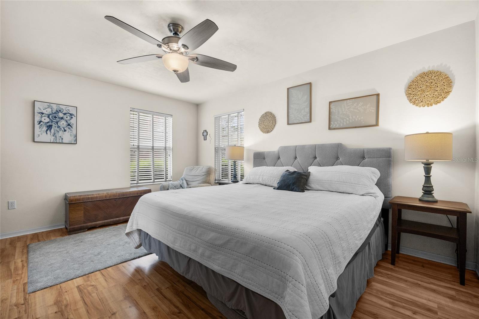 Image 9 of 37 For 8844 11th Place