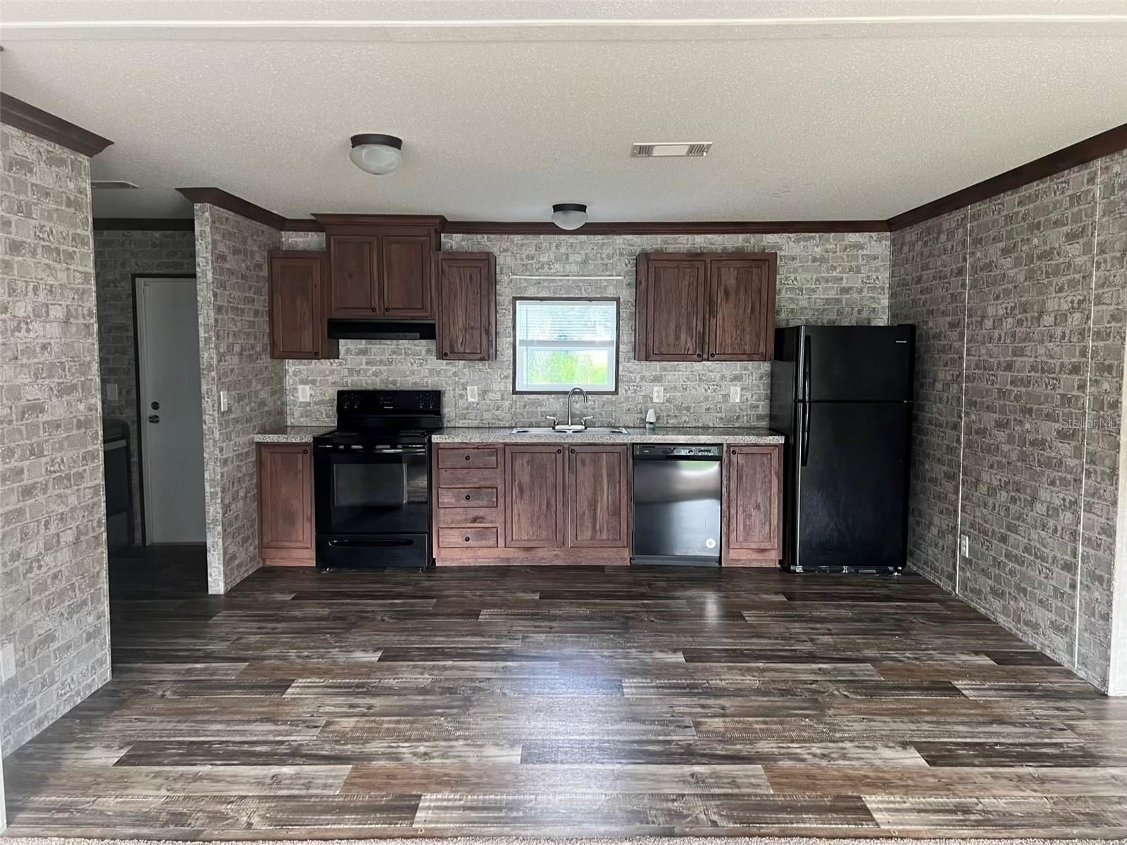 Image 3 of 17 For 21 70th Circle