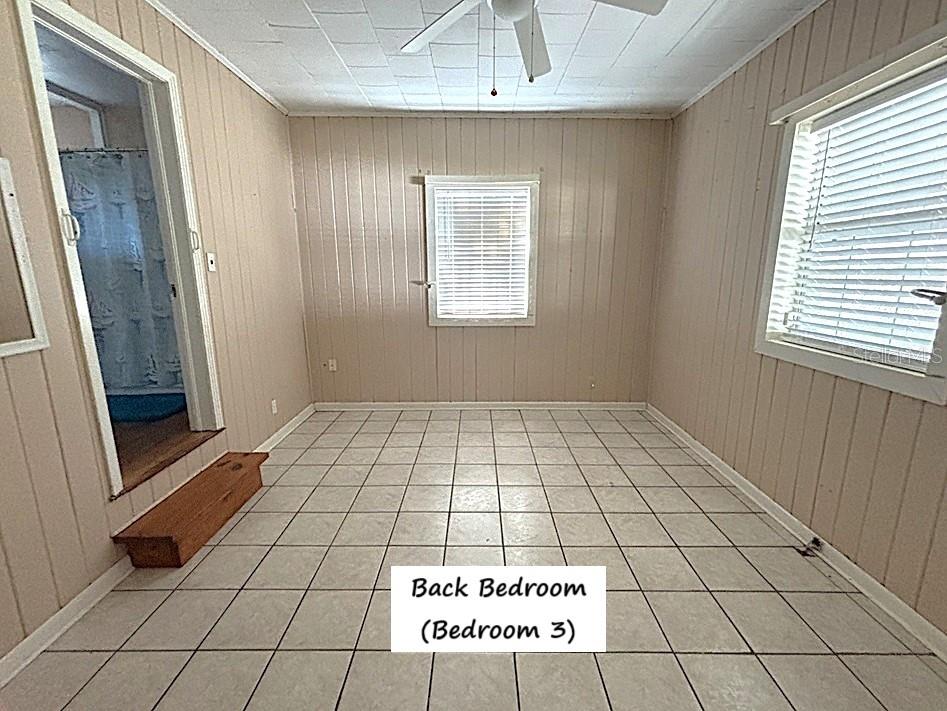 Image 20 of 40 For 579 Baya Drive