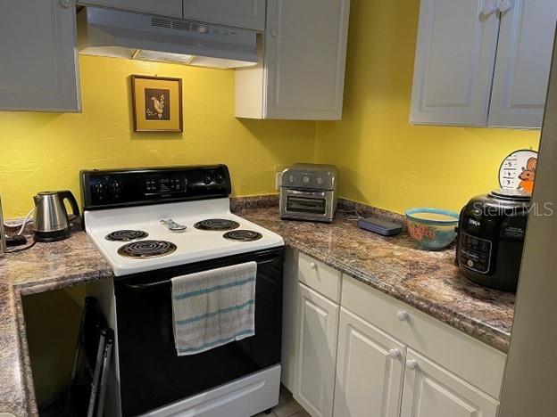 Image 3 of 10 For 13608 145th Avenue