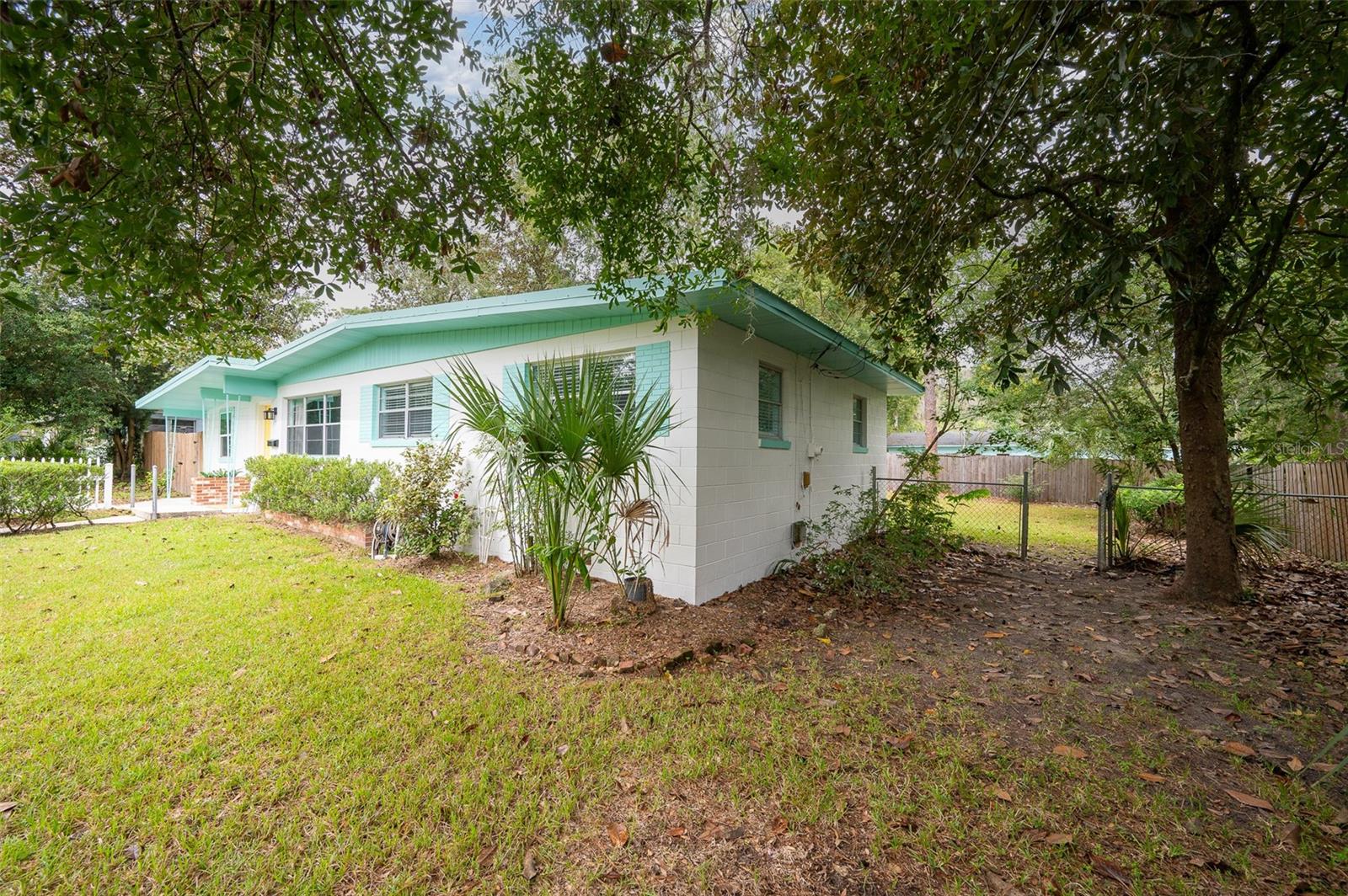 Image 20 of 20 For 1626 34th Place