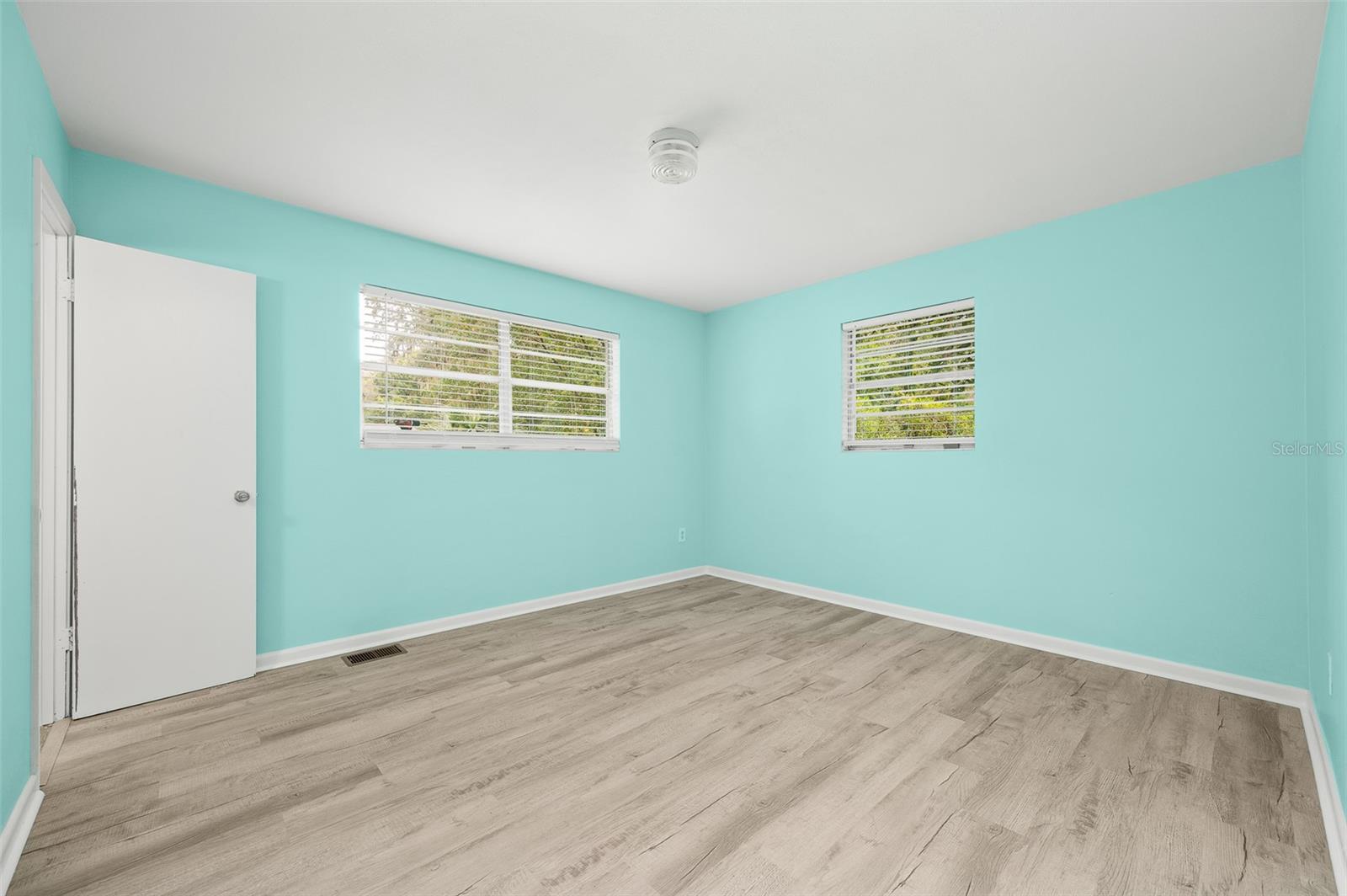 Image 7 of 20 For 1626 34th Place
