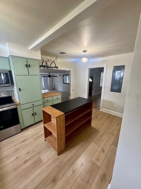 Image 3 of 20 For 123 1st Street