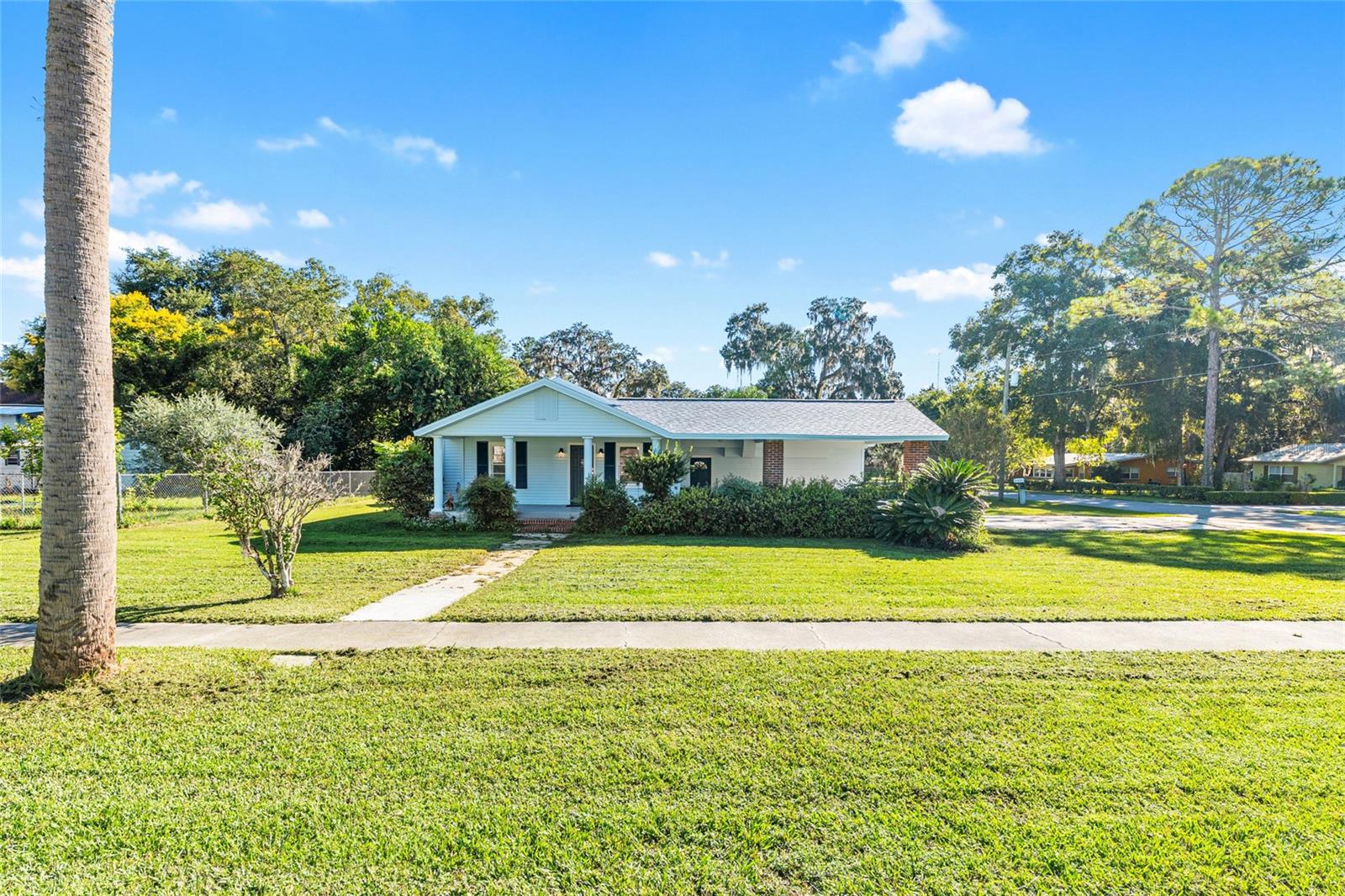 Image 53 of 75 For 123 1st Street