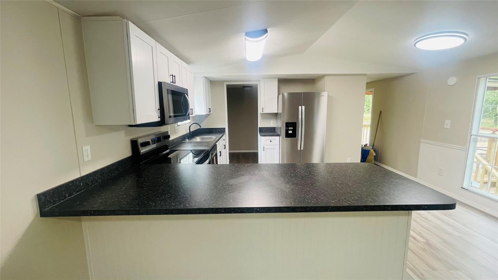 Image 4 of 21 For 9351 18th Terrace