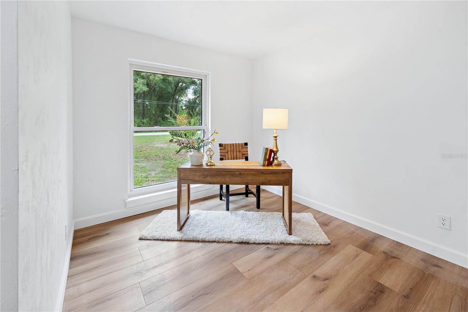 Image 19 of 56 For 23782 174th Avenue