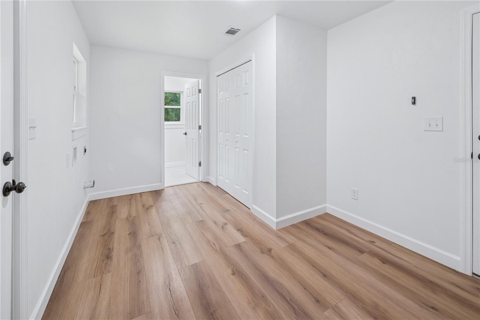 Image 37 of 56 For 23782 174th Avenue