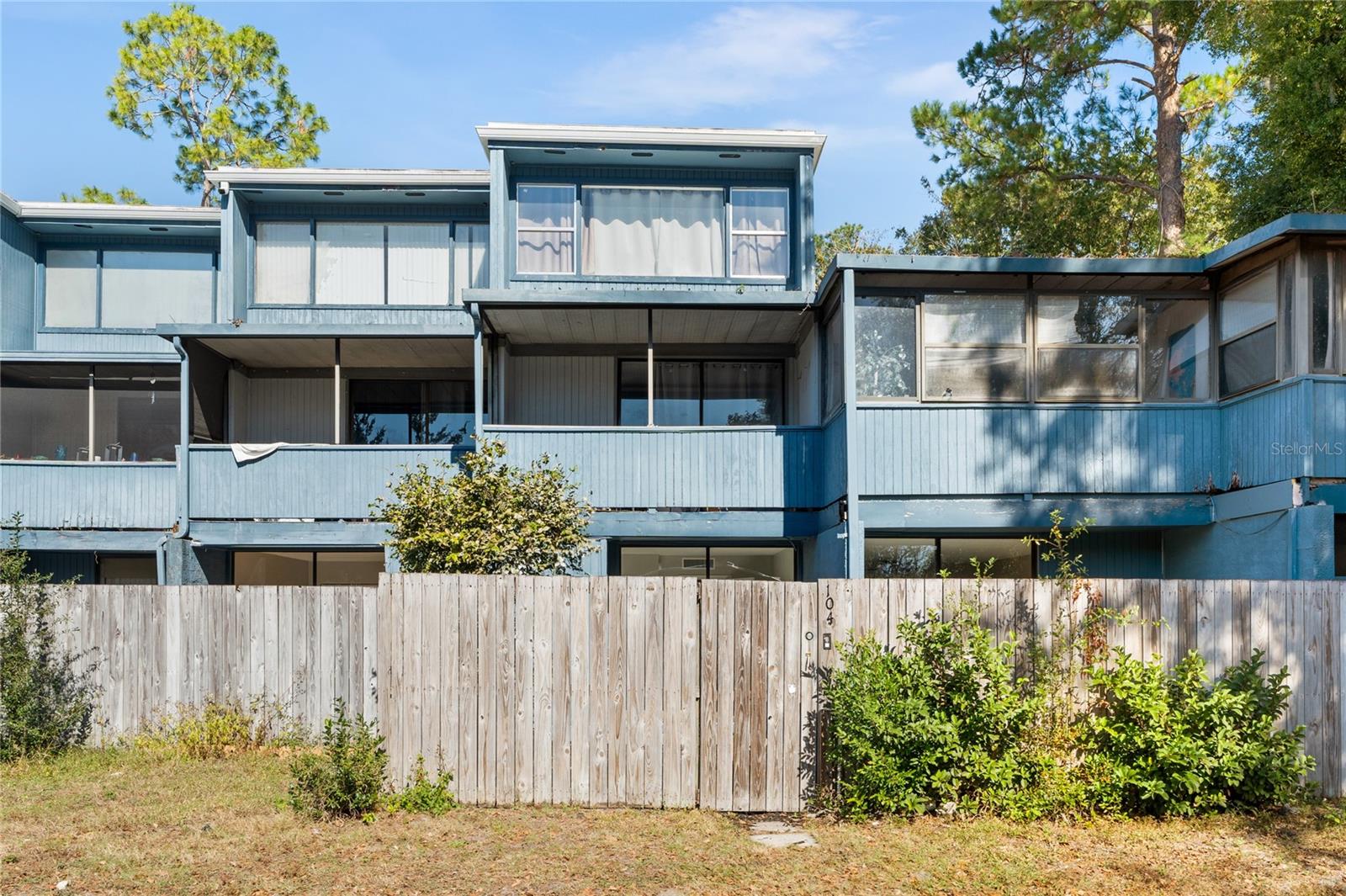 Image 16 of 18 For 715 75 Street 104