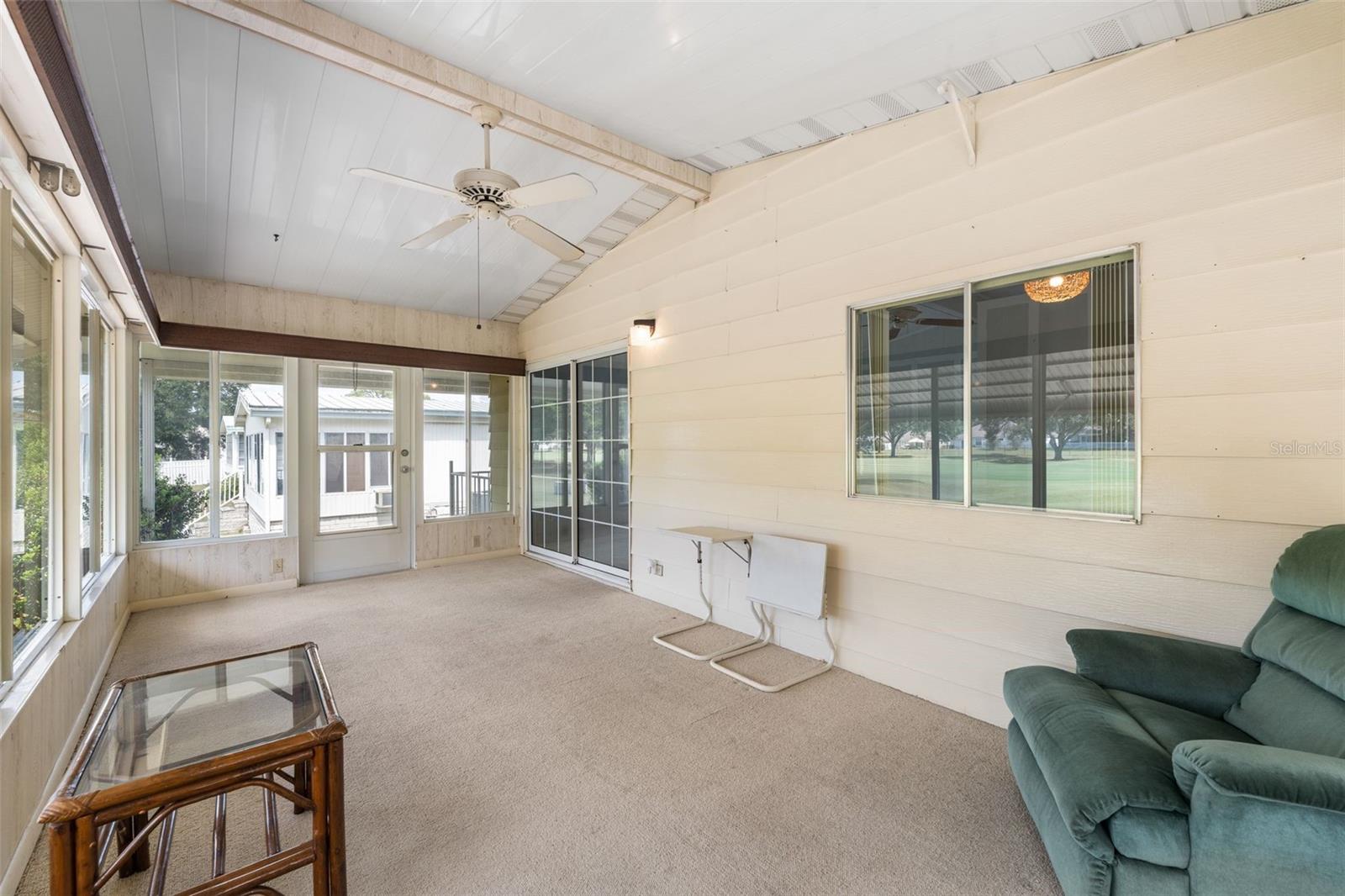 Image 13 of 34 For 14233 Rialto Avenue