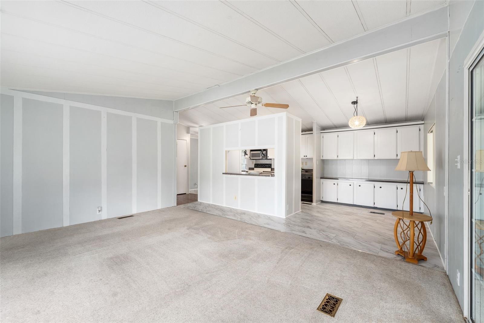 Image 17 of 34 For 14233 Rialto Avenue