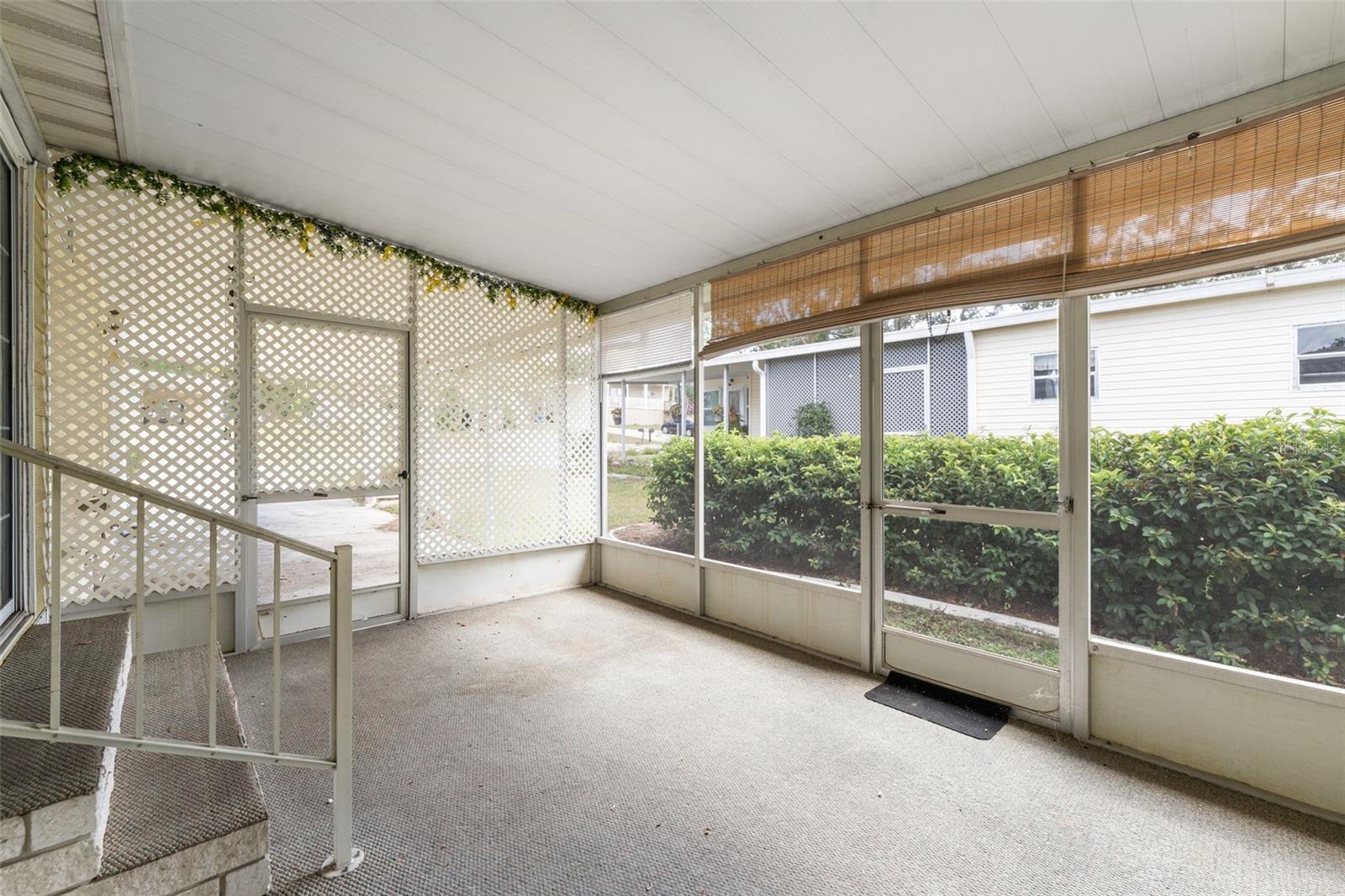 Image 20 of 34 For 14233 Rialto Avenue