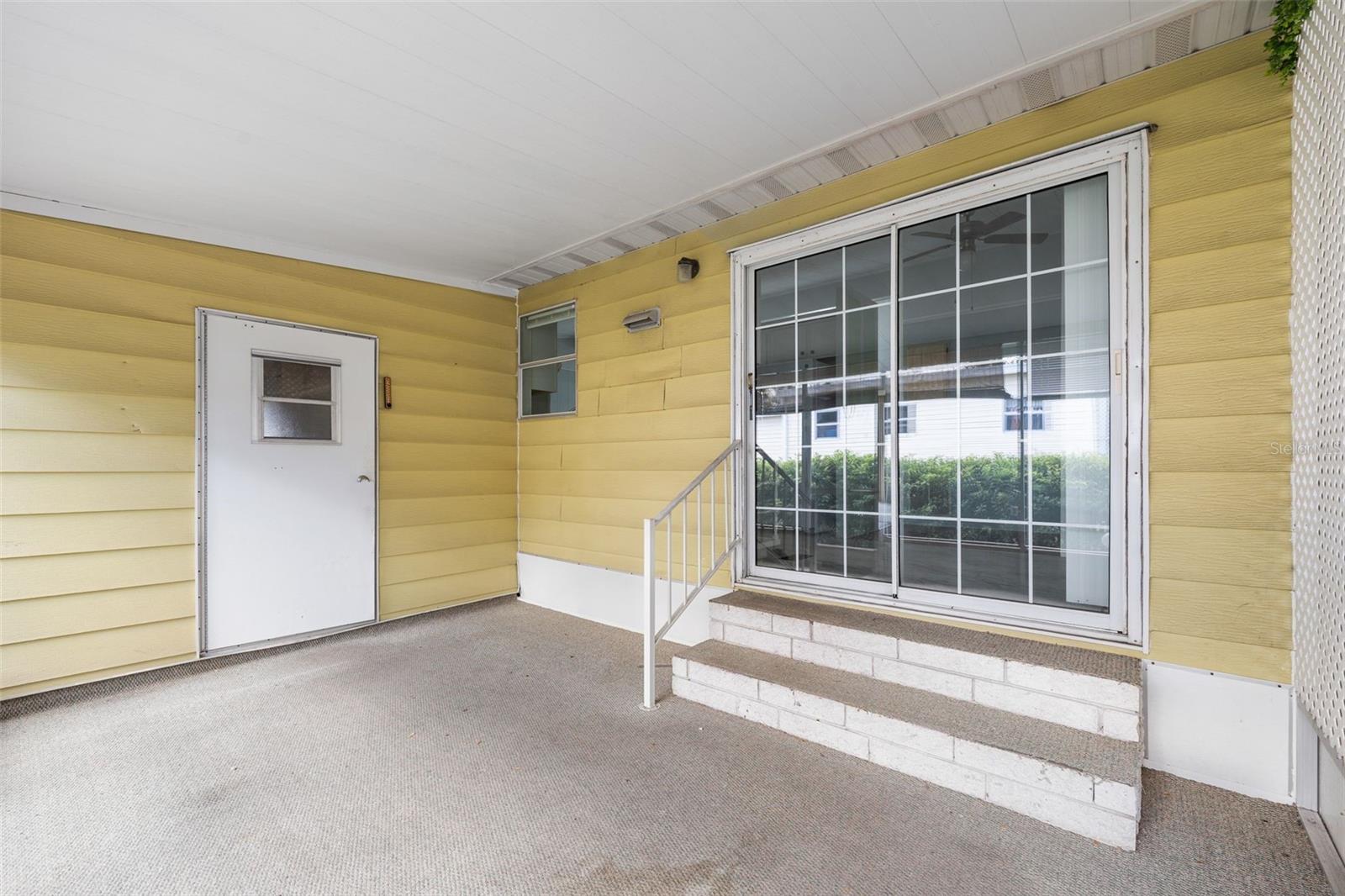 Image 21 of 34 For 14233 Rialto Avenue