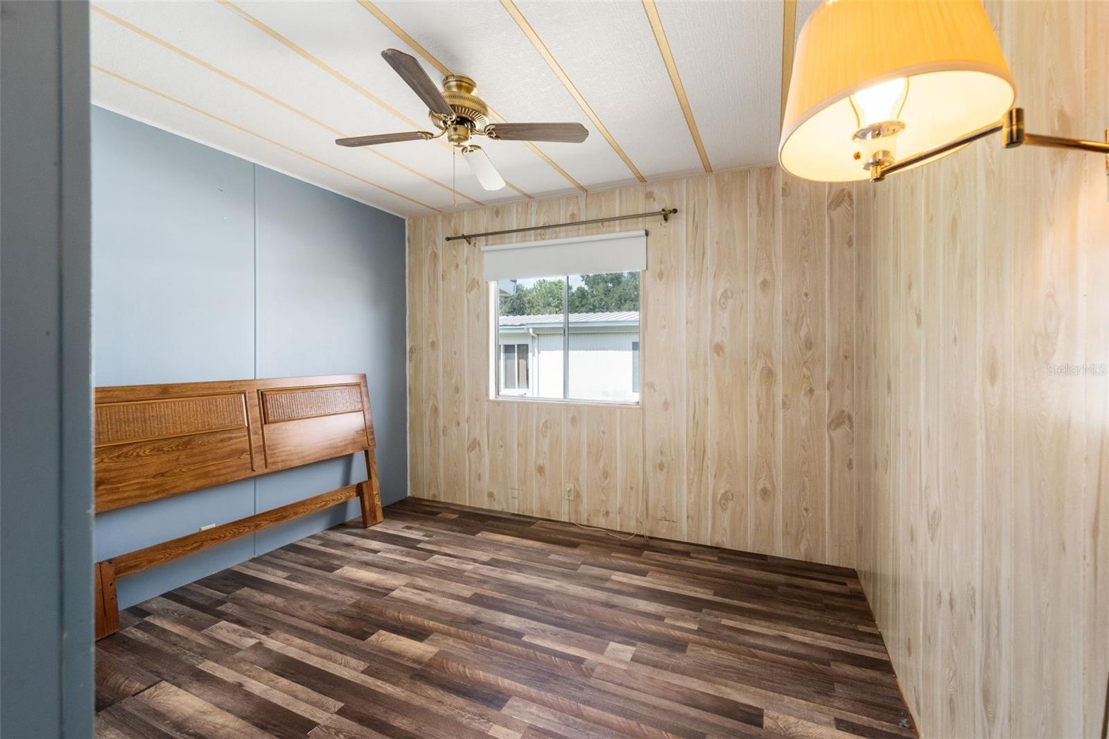 Image 27 of 34 For 14233 Rialto Avenue